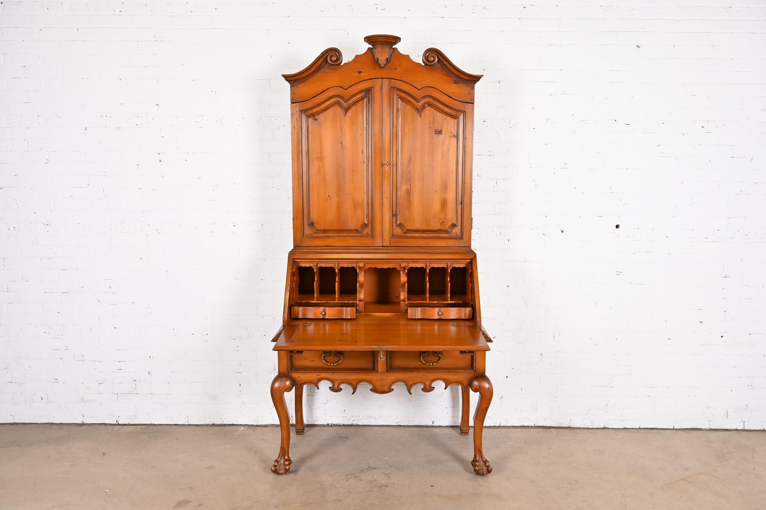 Alfonso Marina Chippendale Carved Pine Secretary Desk With Bookcase Hutch Top For Sale 2