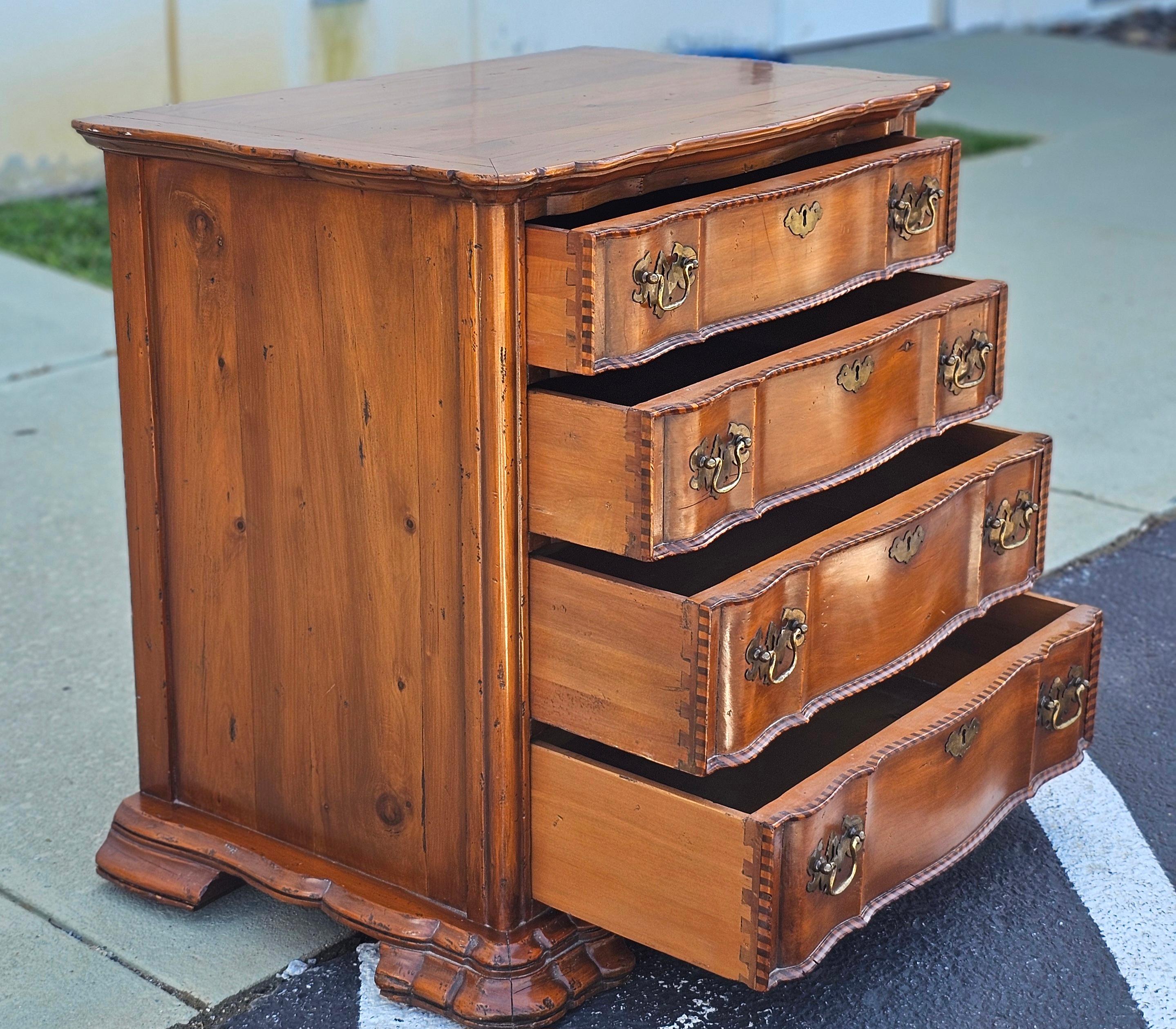 Legno di alberi da frutto Alfonso Marina Chippendale Style Solid Yew Wood Inlaid Commode Chest of Drawers in vendita