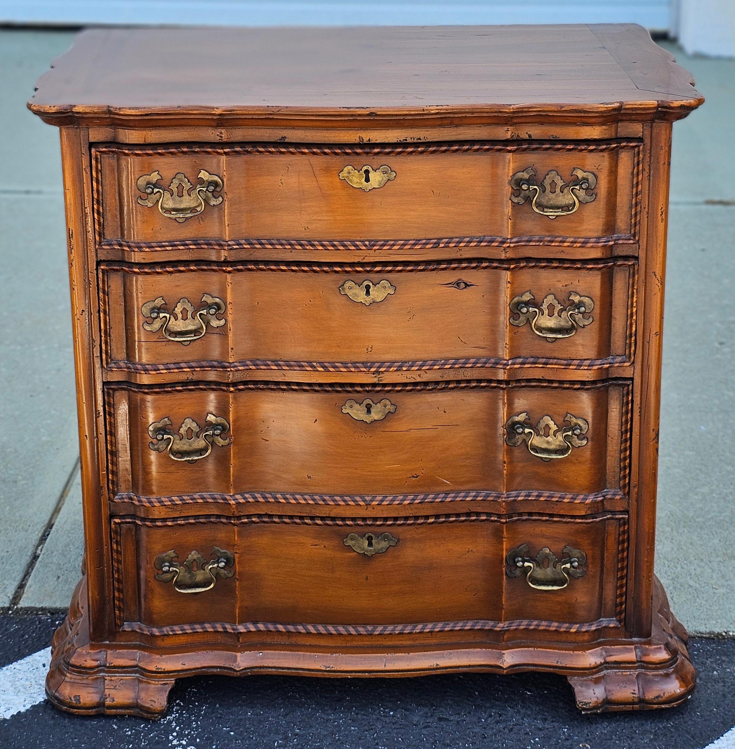 Intagliato Alfonso Marina Chippendale Style Solid Yew Wood Inlaid Commode Chest of Drawers in vendita