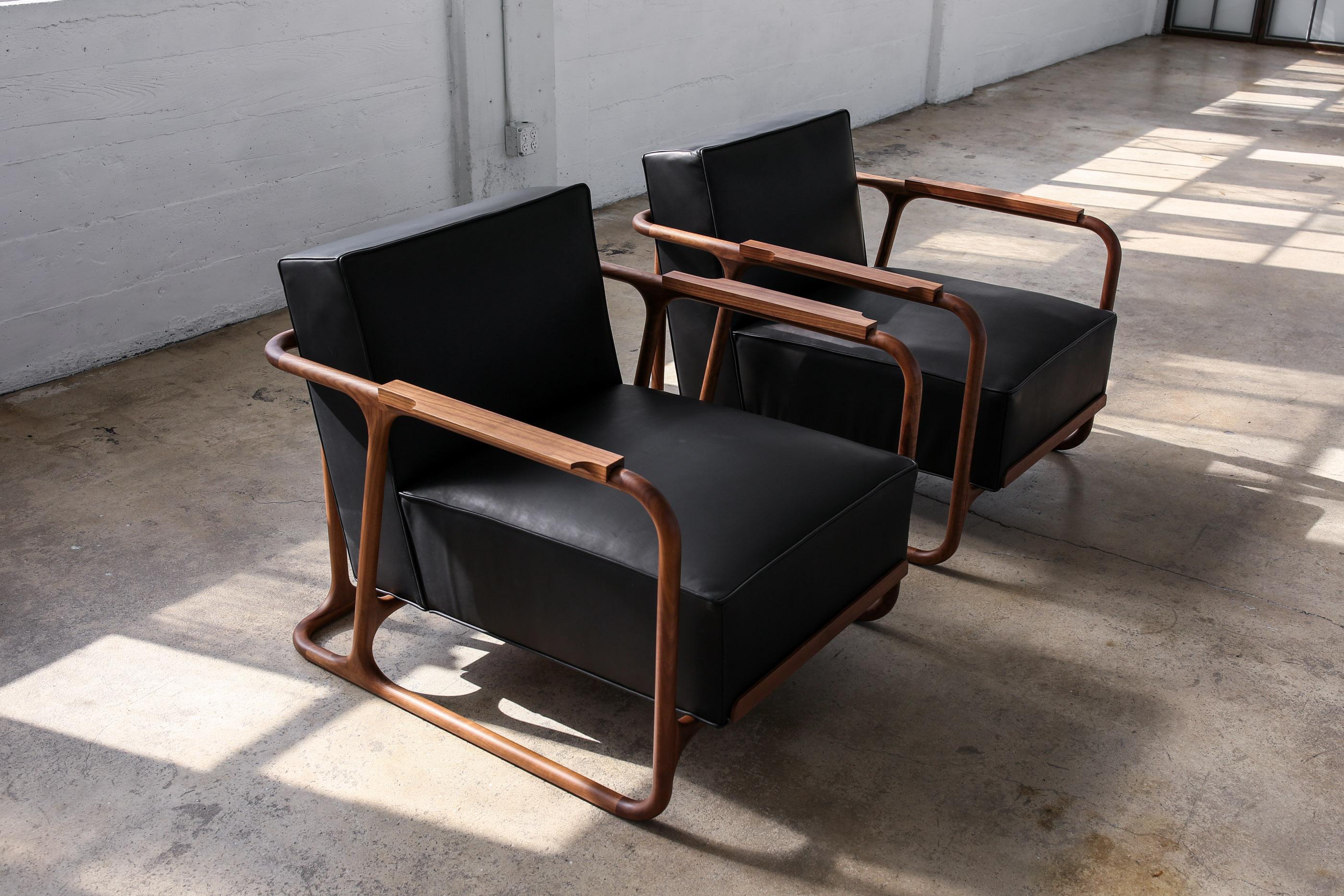 Chaise longue/chaise longue noire ALFRED en noyer/chêne avec assise en cuir:: Mandy Graham en vente 4