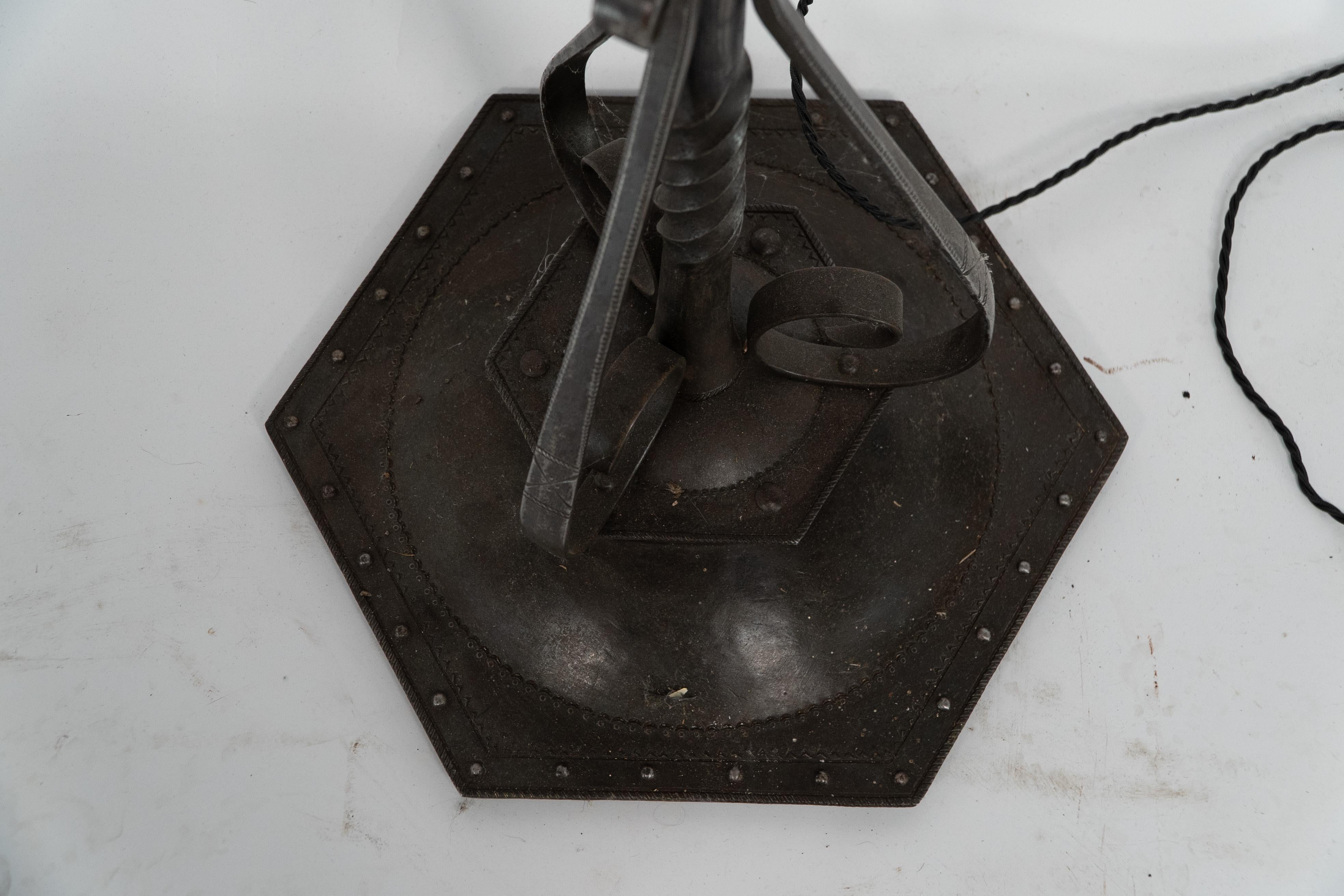 Alfred Bucknell. A handmade steel standard lamp with finely chased details. For Sale 8