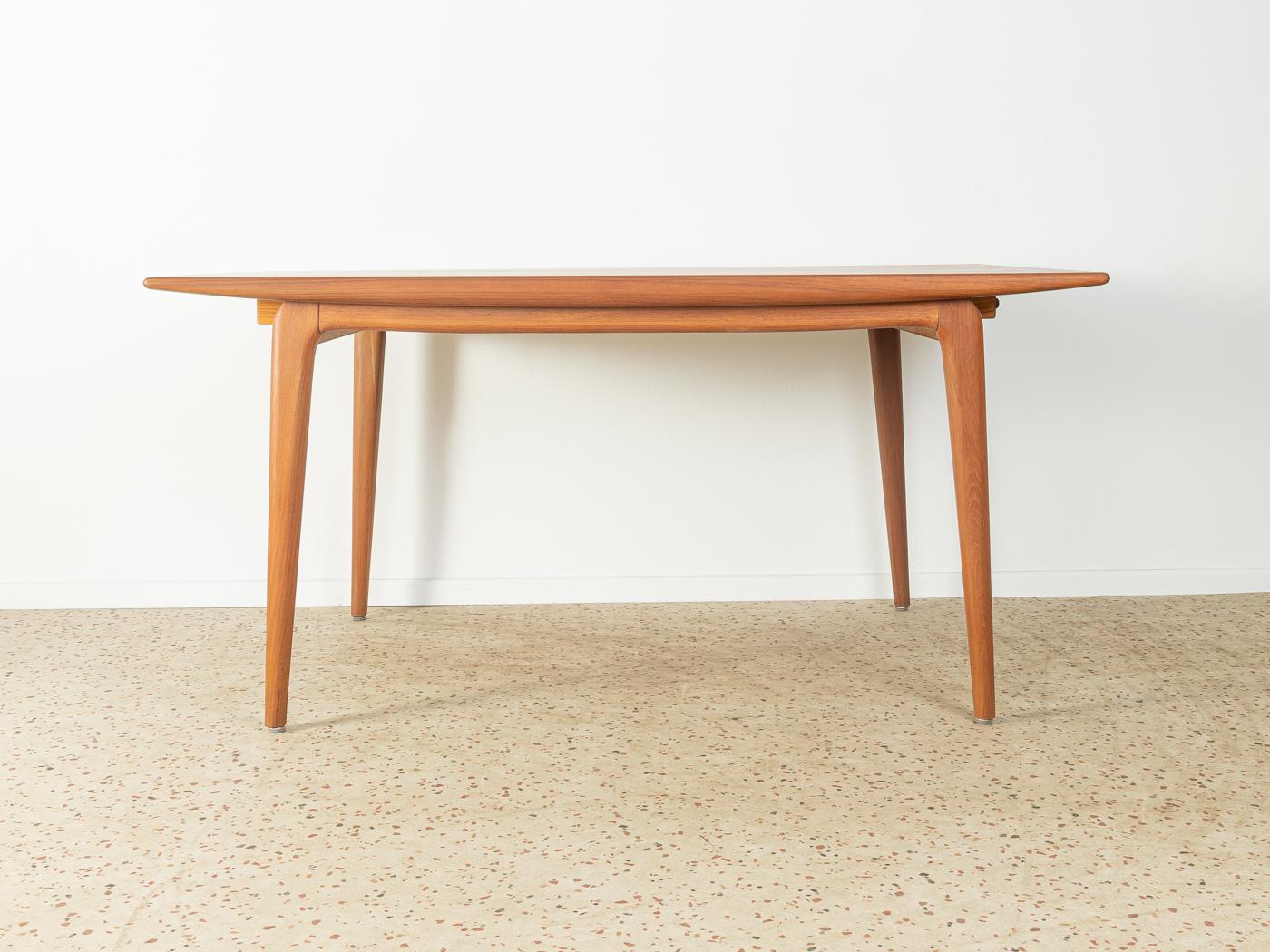 Alfred Christensen Boomerang Model 371 Dining Table 1