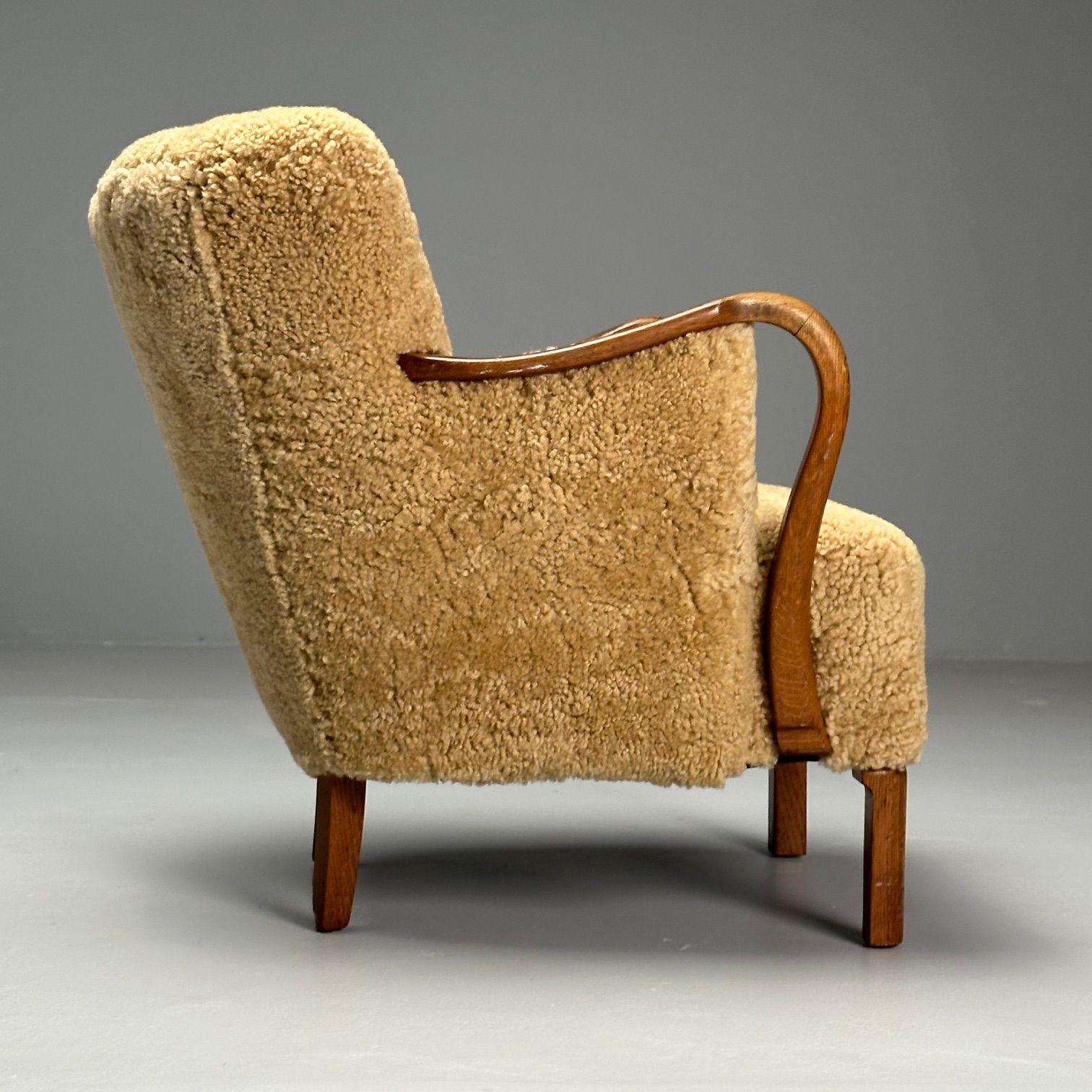 Alfred Christensen, Danish Mid-Century Modern, Lounge Chairs, Sheepskin, Oak 3