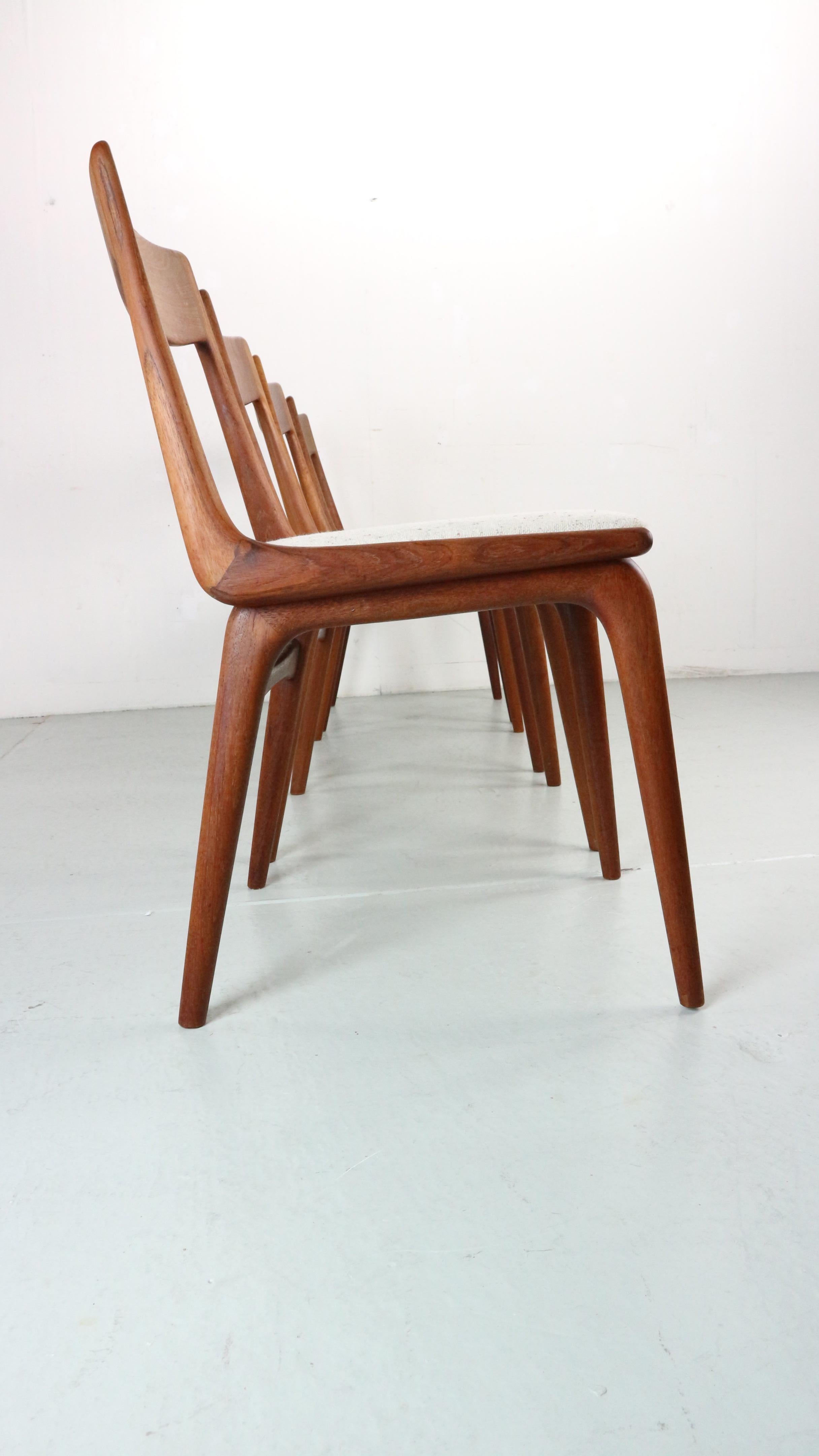 Alfred Christensen: 4er-Set Stühle „Boomerang“ aus dänischem Teakholz (Dänisch) im Angebot