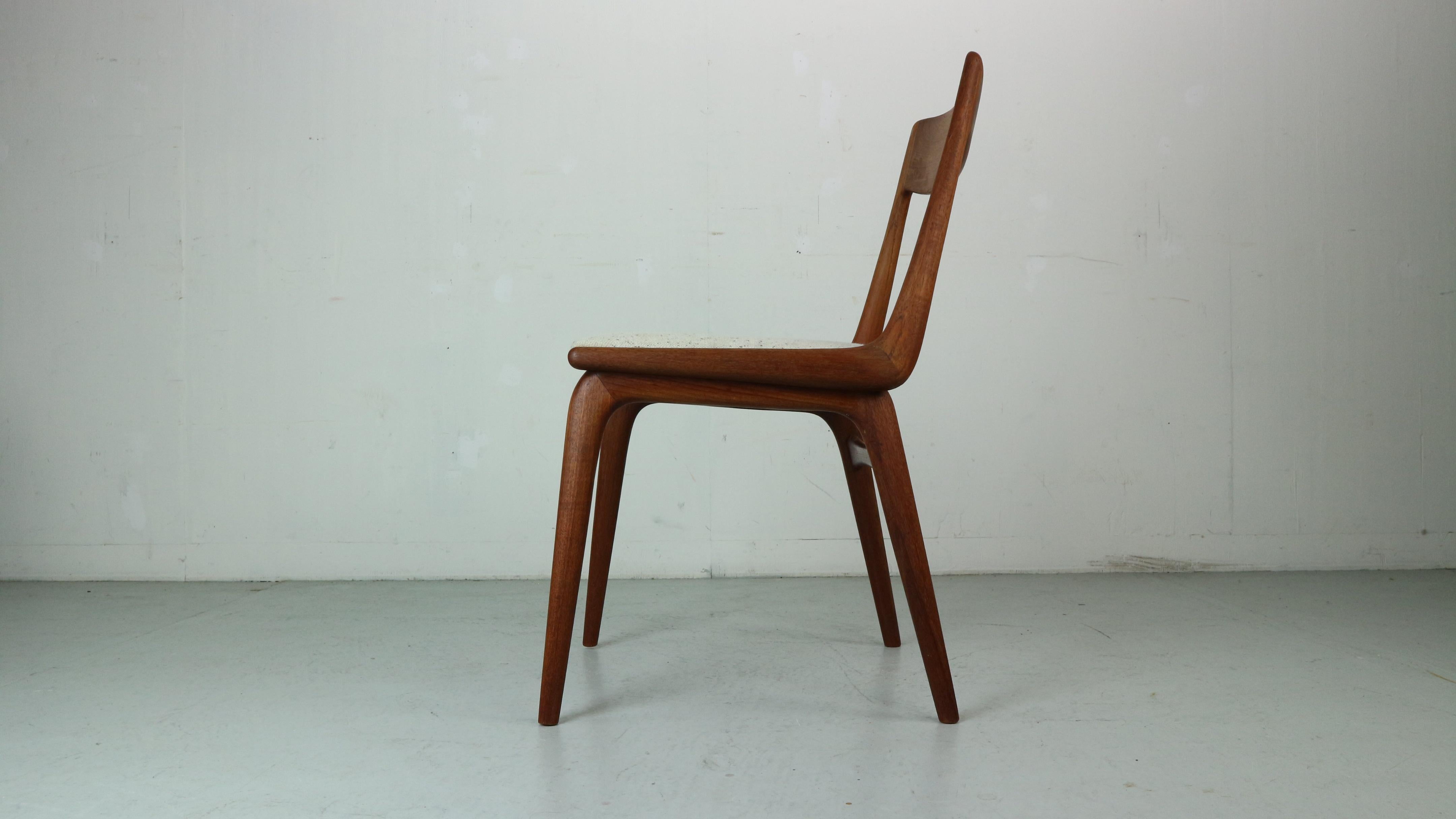 Alfred Christensen: 4er-Set Stühle „Boomerang“ aus dänischem Teakholz im Angebot 3