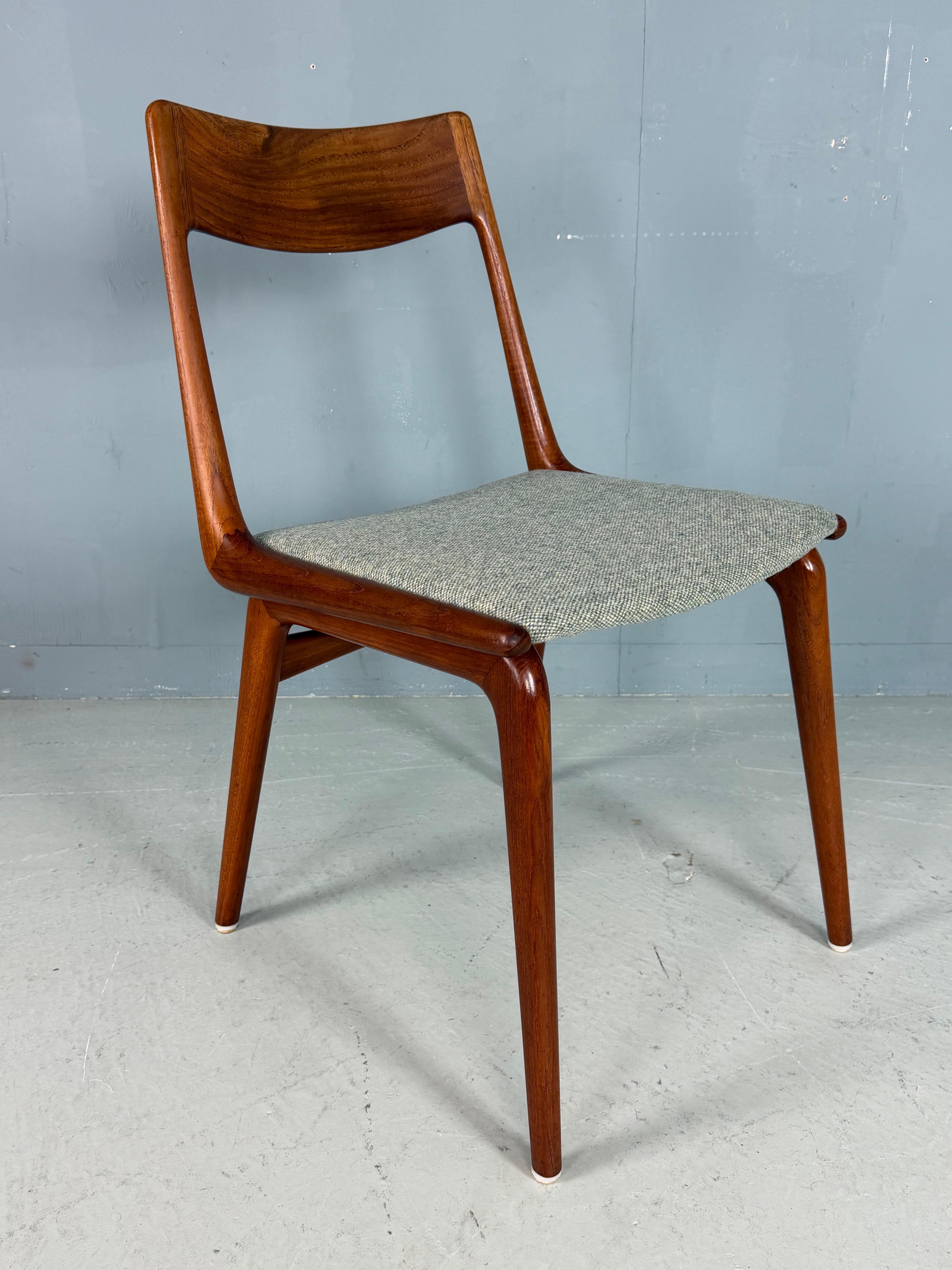 Alfred Christensen: 6er-Set Stühle „Boomerang“ aus dänischem Teakholz im Angebot 5