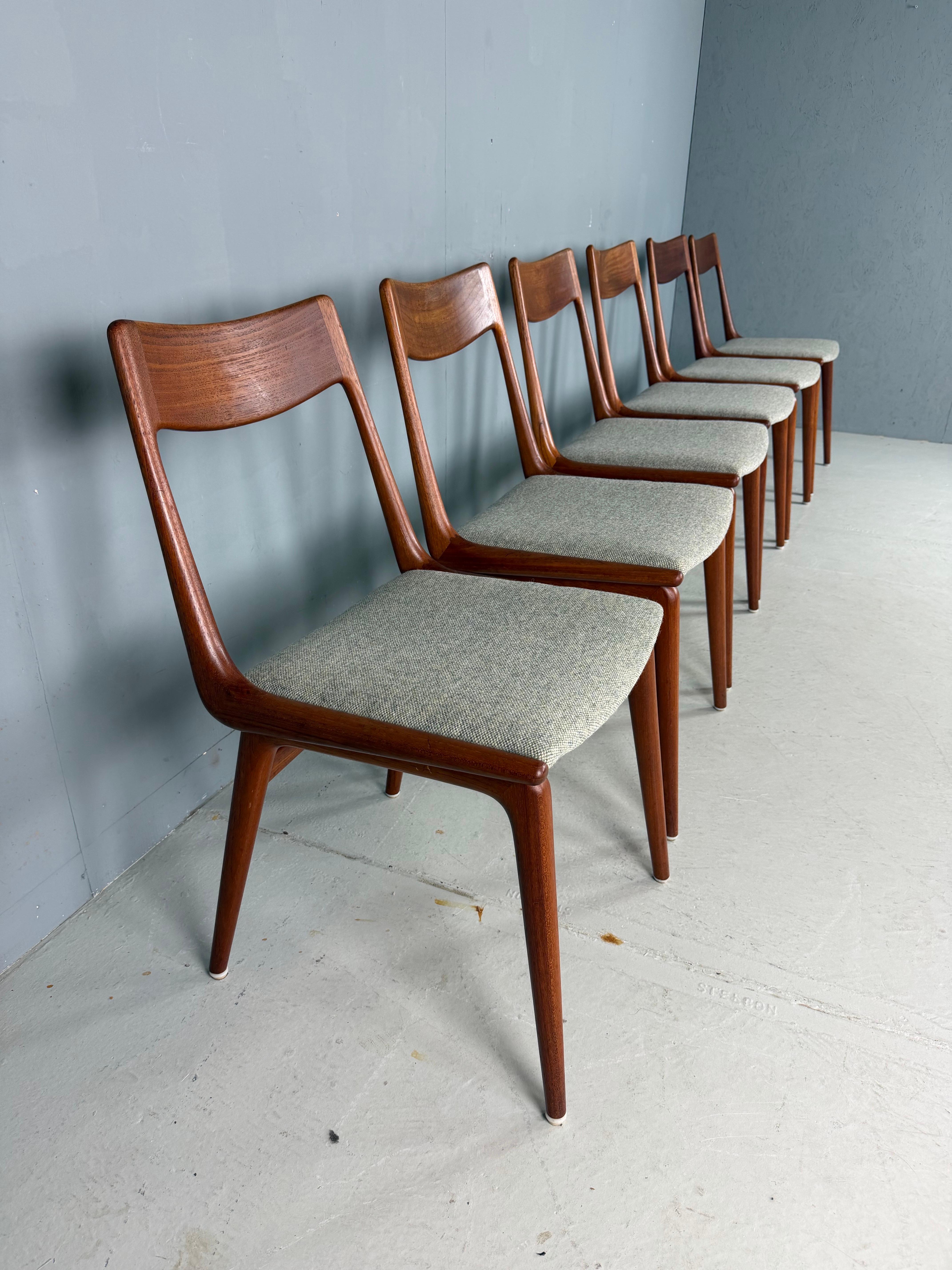 Alfred Christensen: 6er-Set Stühle „Boomerang“ aus dänischem Teakholz im Angebot 6