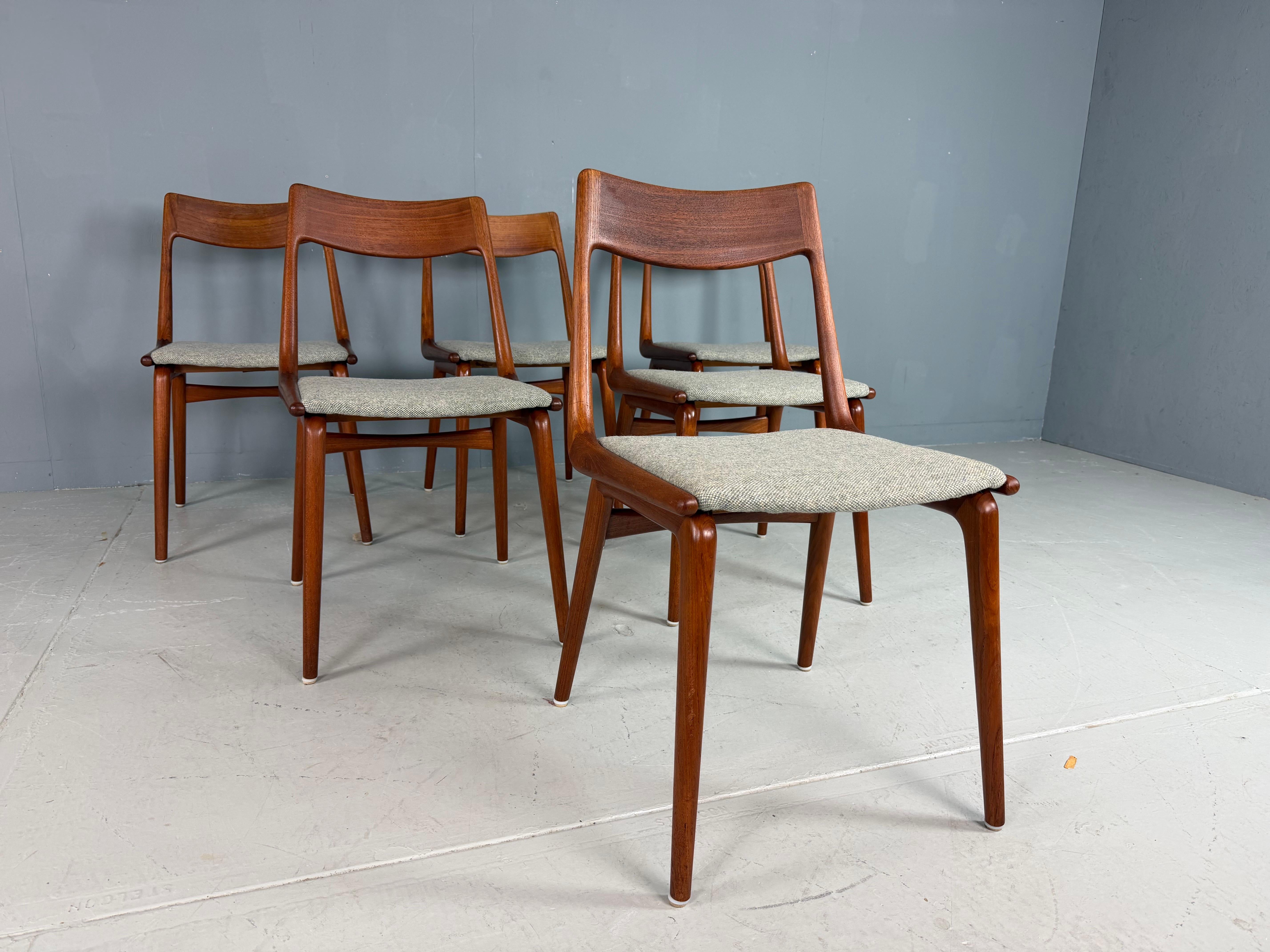 Alfred Christensen: 6er-Set Stühle „Boomerang“ aus dänischem Teakholz im Angebot 3