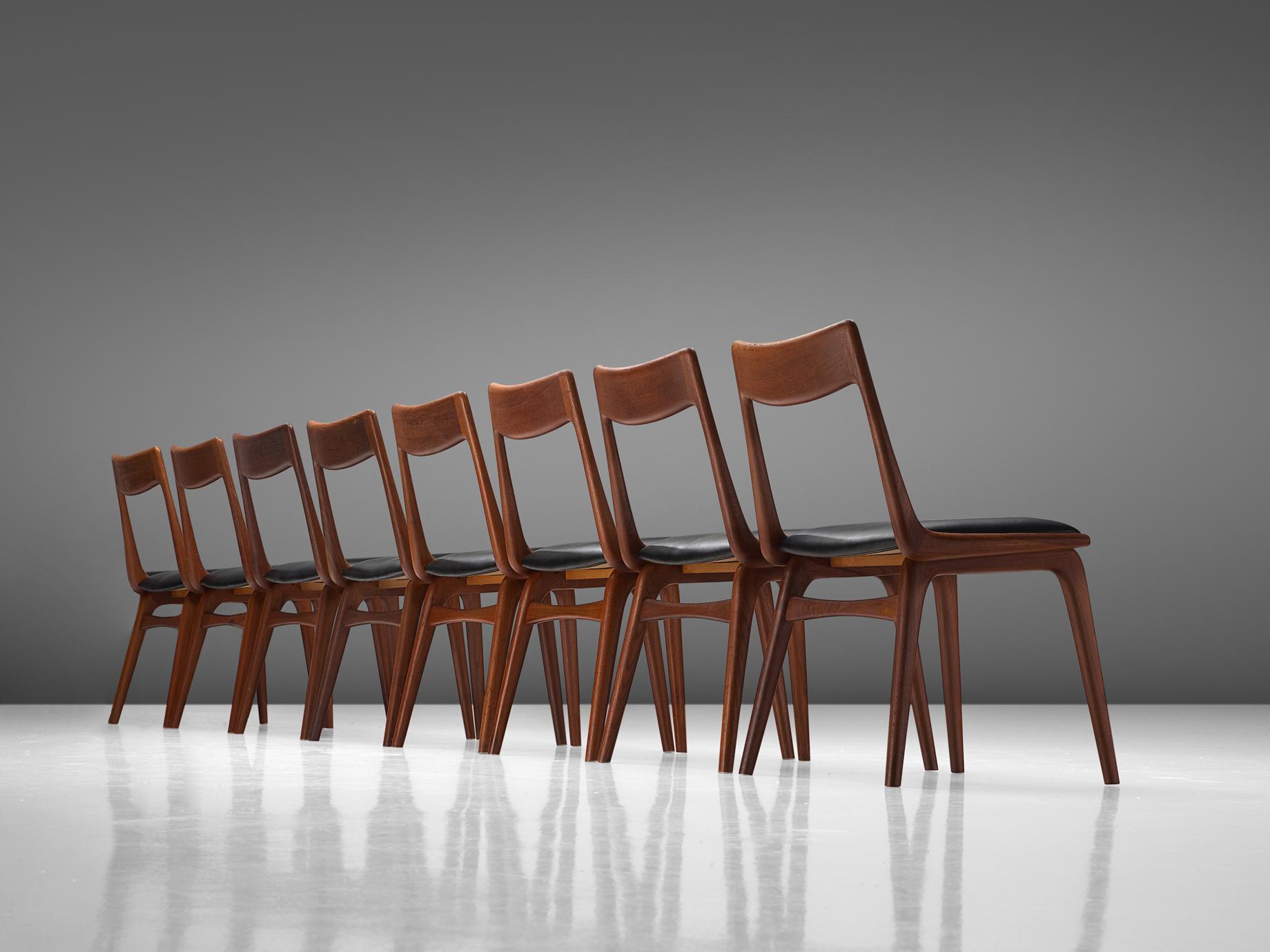Mid-20th Century Alfred Christensen Large Set of Eight 'Boomerang' Chairs in Teak