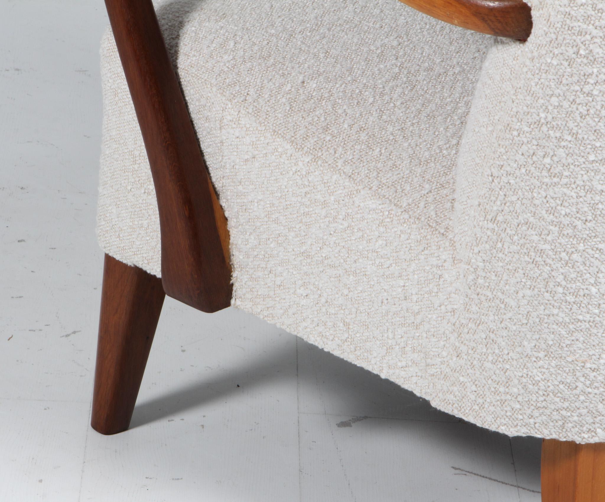 Alfred Christensen, Lounge chair in boucle, 1940s For Sale 1