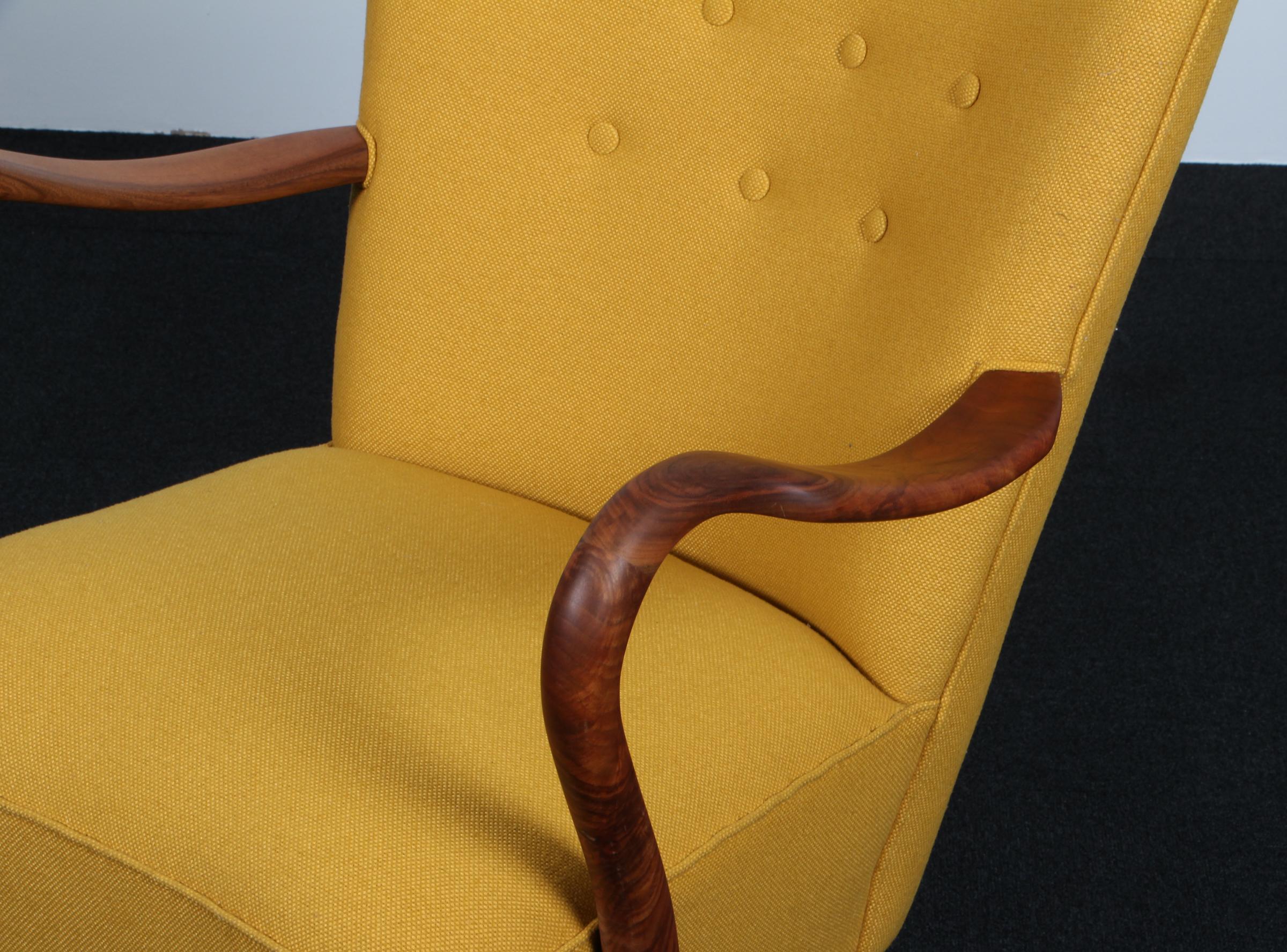 Milieu du XXe siècle Alfred Christensen, Chaise longue en laine jaune, années 1940 en vente