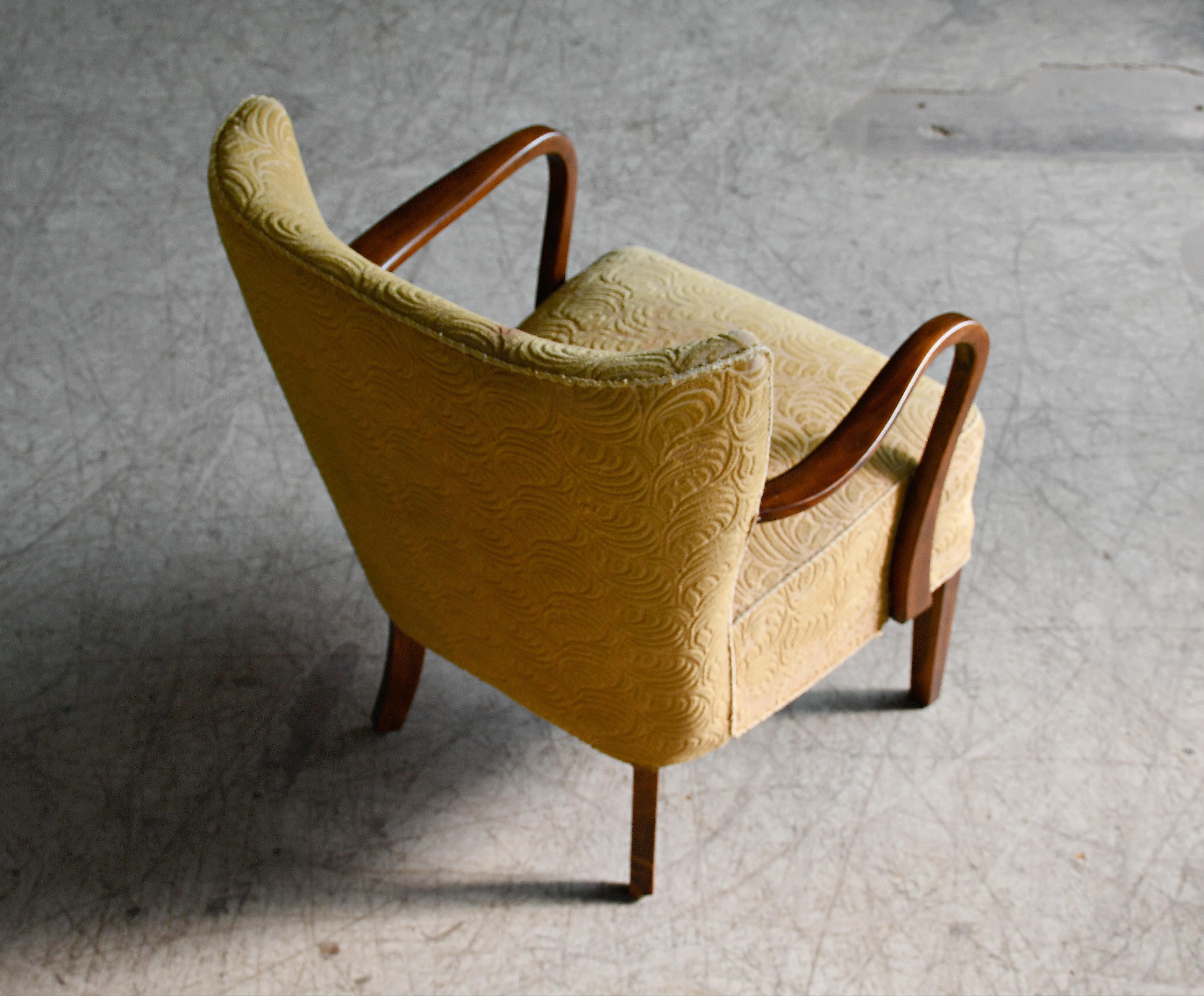 Mid-20th Century Alfred Christensen Low Back Easy Chair with Open Armrests, Denmark 1940's (v) For Sale