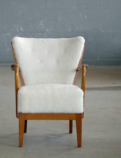 Alfred Christensen Spindle Back Open Armrest Lounge Chair in Elm and Lambswool