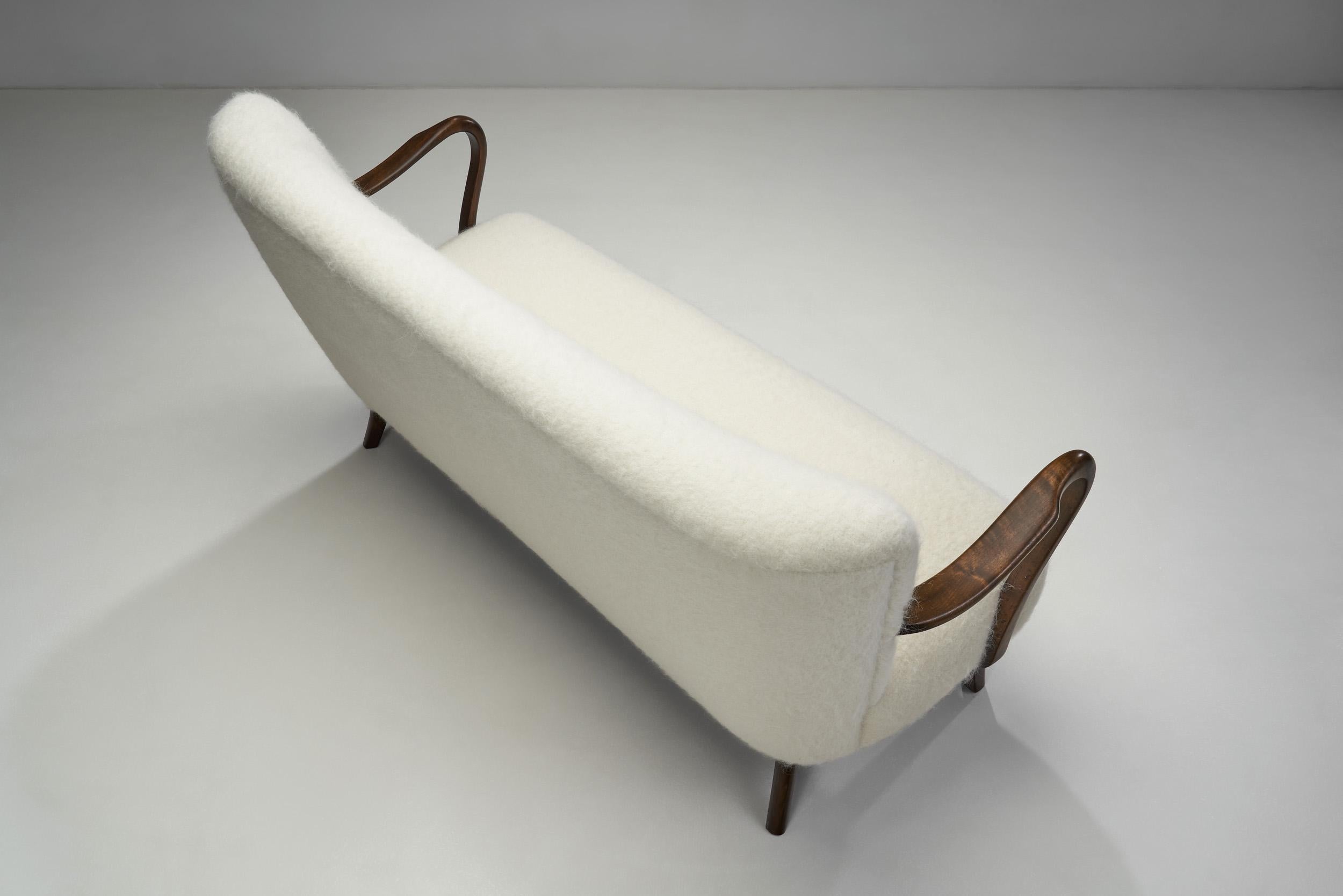 20th Century Alfred Christensen Three-Seater Sofa for Slagelse Møbelfabrik, Denmark 1940s For Sale