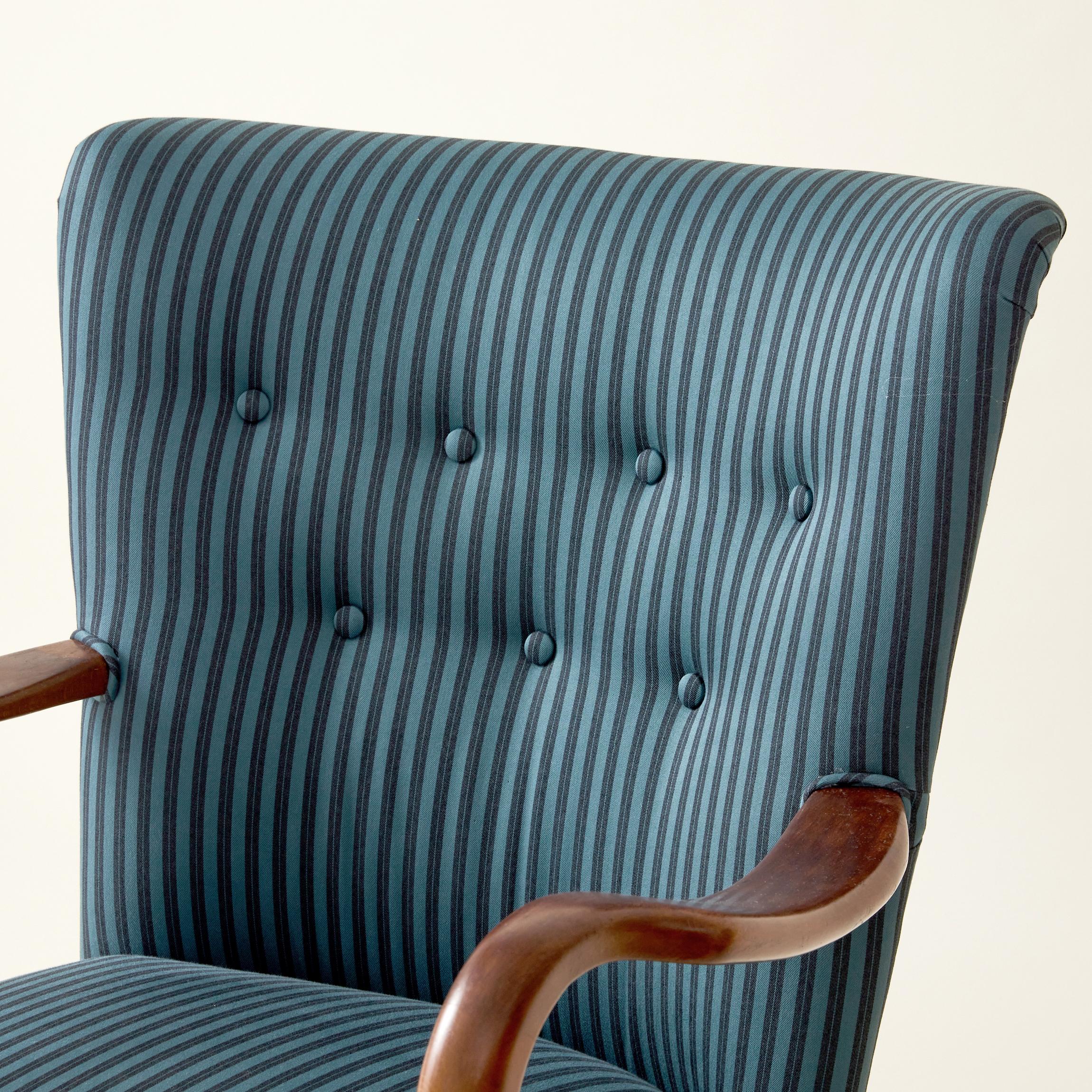 Danese Sedia moderna danese Alfred Christiansen in tessuto di cotone a righe blu, 1940 in vendita