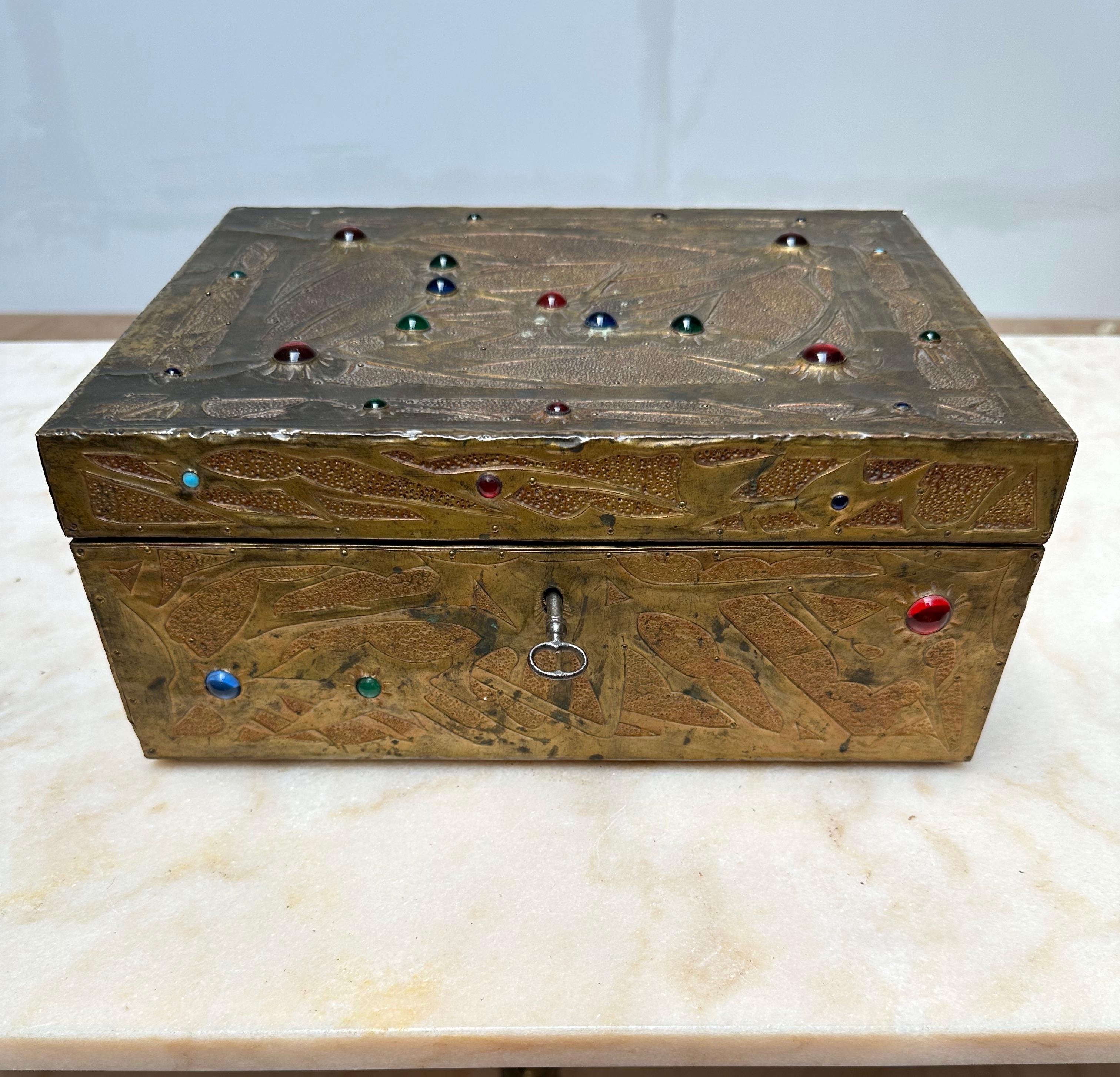 Alfred Daguet, Paris, Art Nouveau Embossed Brass & Inlaid Glass Cabochons Box For Sale 12