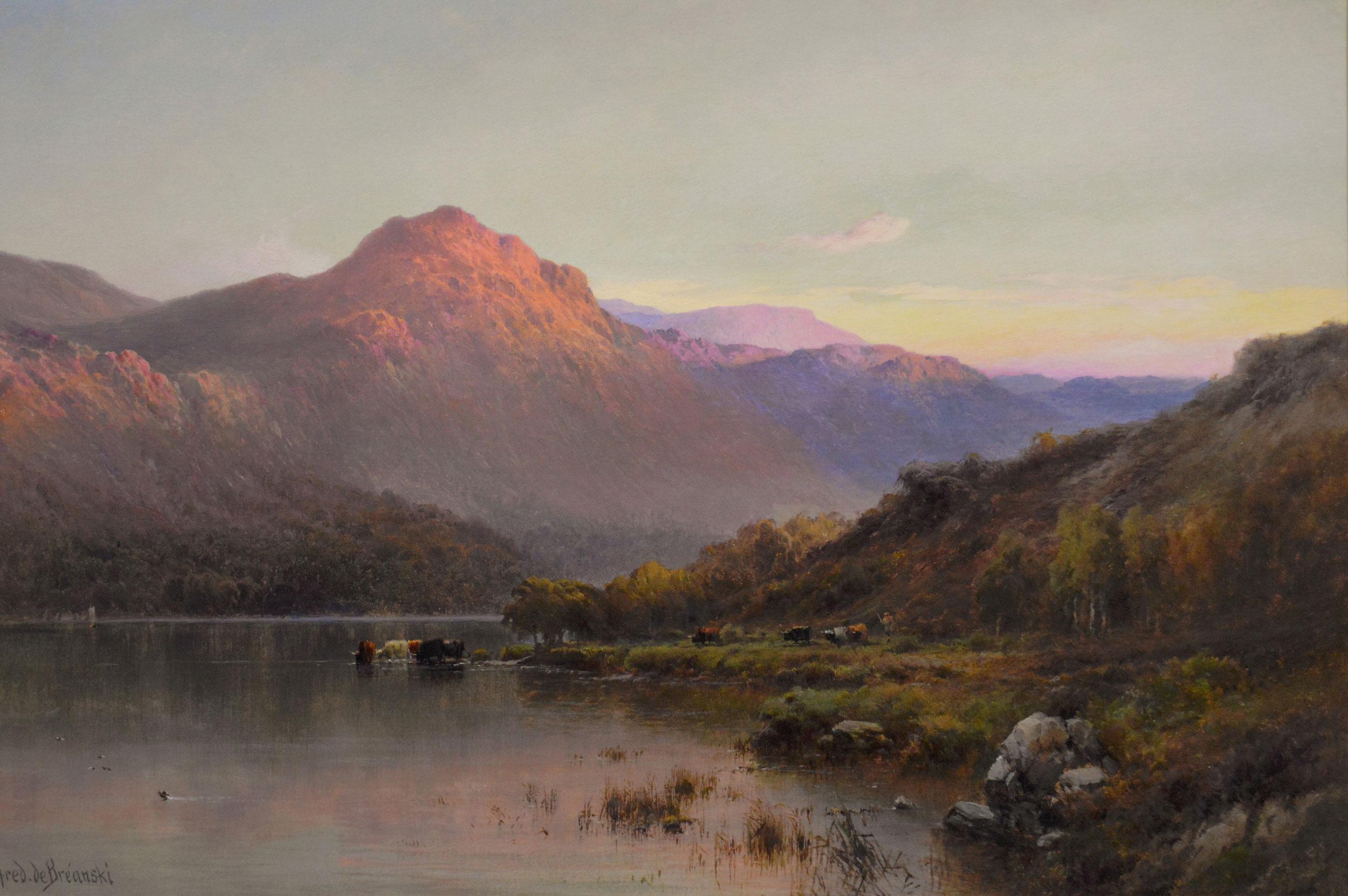 Paesaggio delle Highlands scozzesi del XIX secolo dipinto a olio con un Loch al tramonto - Painting di Alfred de Breanski Sr.