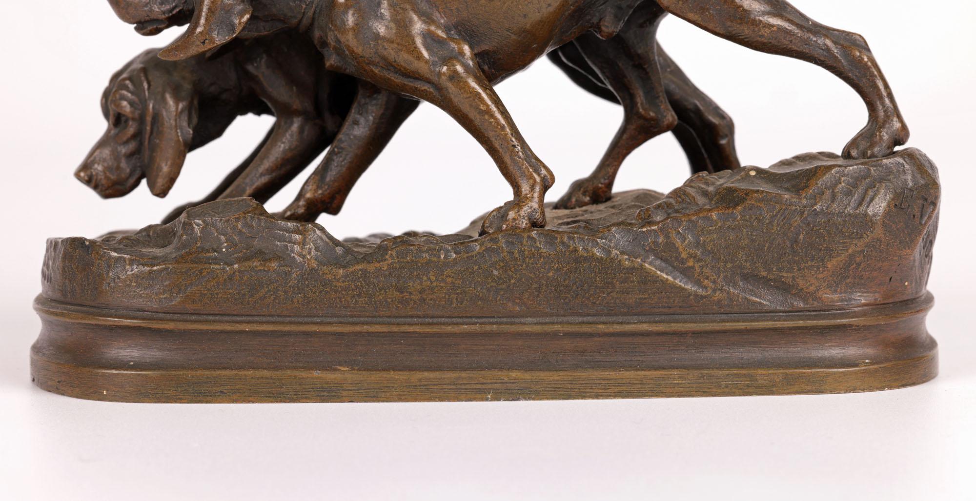 Französische Bronze-Skulptur eines Jagdhundes von Alfred Dubucand im Zustand „Gut“ im Angebot in Bishop's Stortford, Hertfordshire