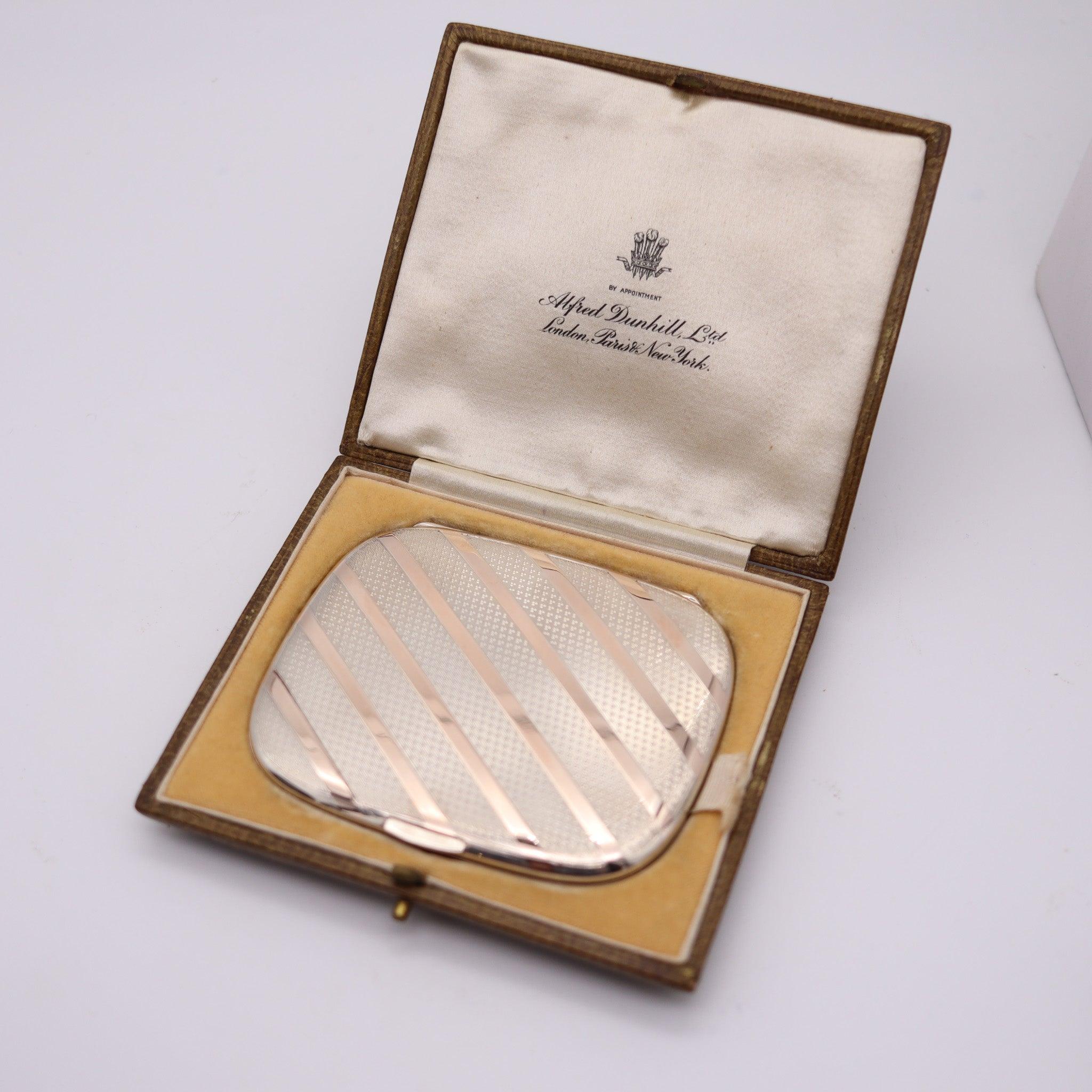 An art deco pocket-box designed by Alfred Dunhill.

This is a fabulous pocket cigarettes box made in England during the art deco period. This unusual box was created for the luxury brand of Alfred Dunhill, back in 1921. The presentation box is