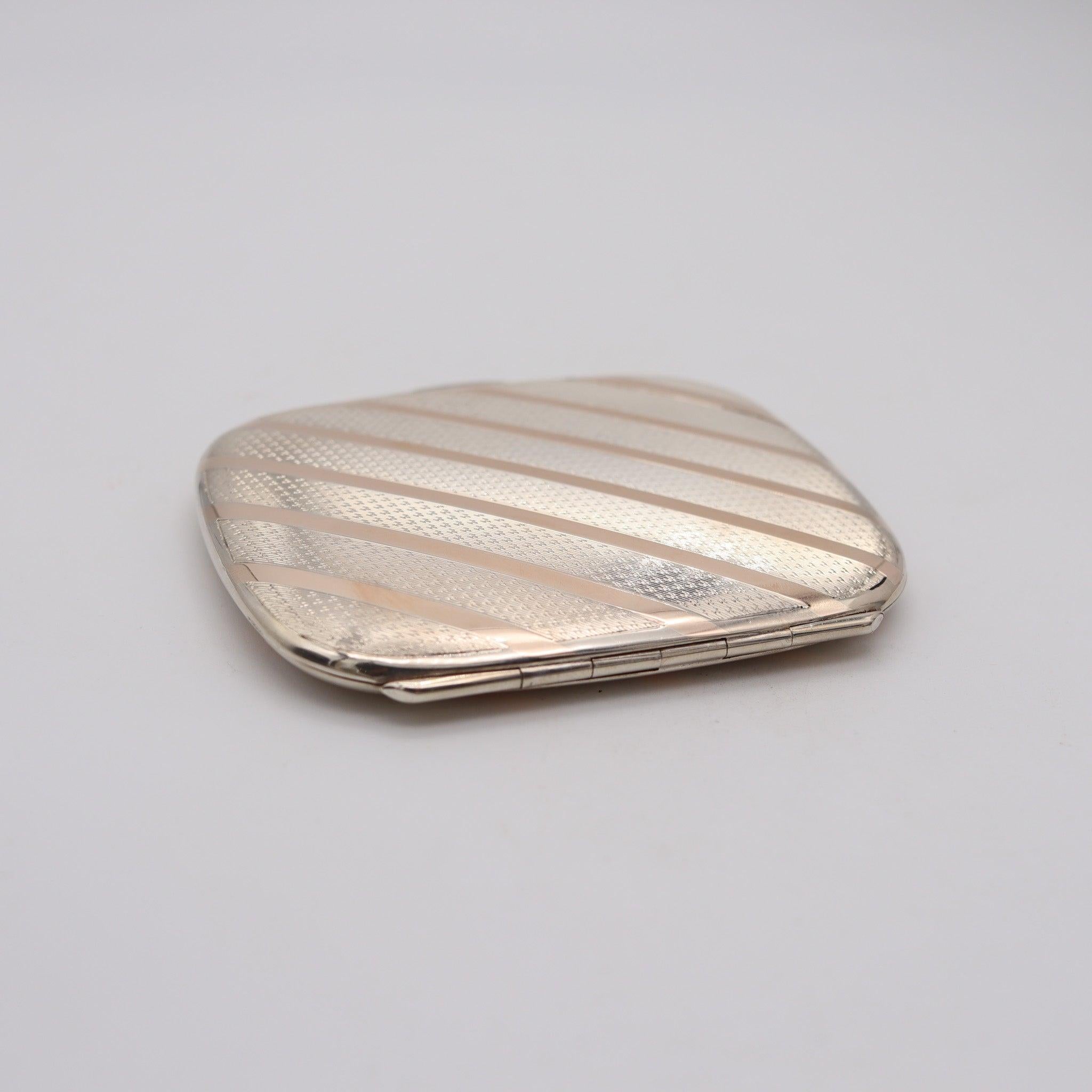 ALFRED DUNHILL 1921-28 Art Deco Pocket Box In Gold & .925 Sterling Silver In Excellent Condition For Sale In Miami, FL
