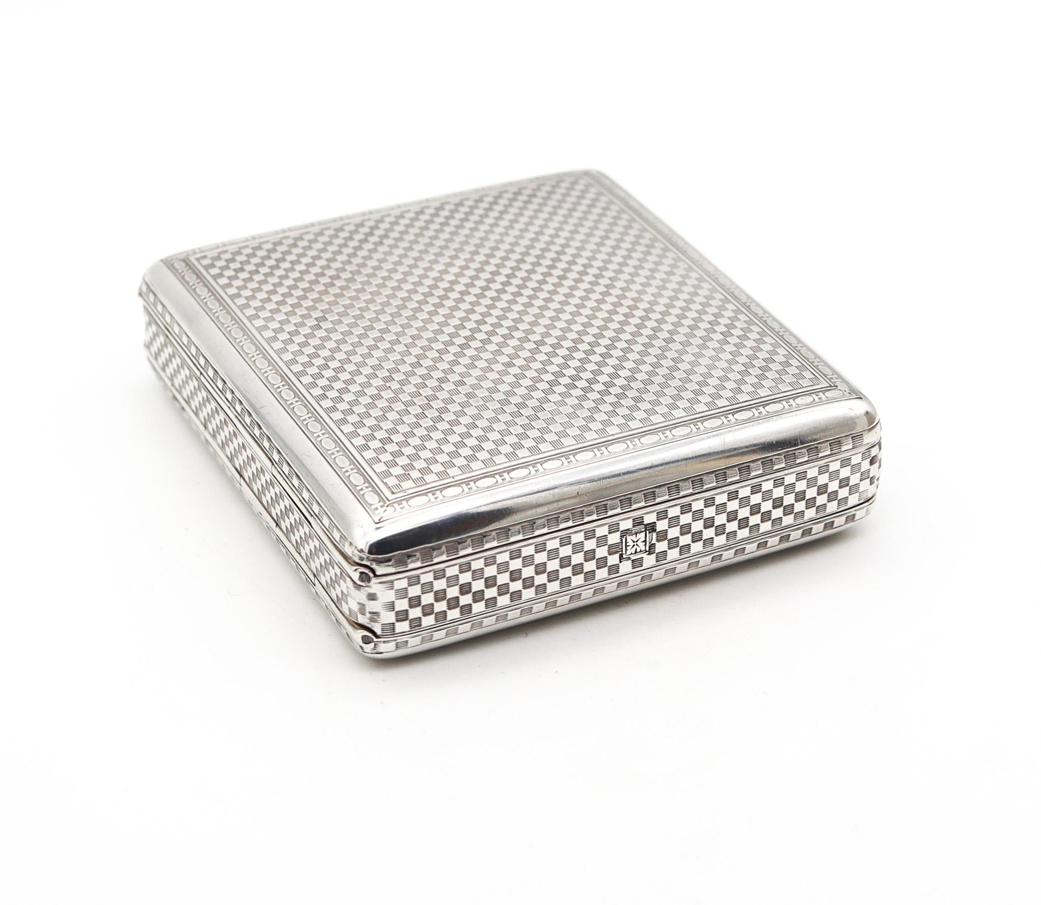 Art deco box designed by Alfred Dunhill.

This is a very rare and fabulous convertible pocket and desk cigarettes box, made during the art deco period. This unusual triple folded piece was created by the luxury brand of Alfred Dunhill, back in the