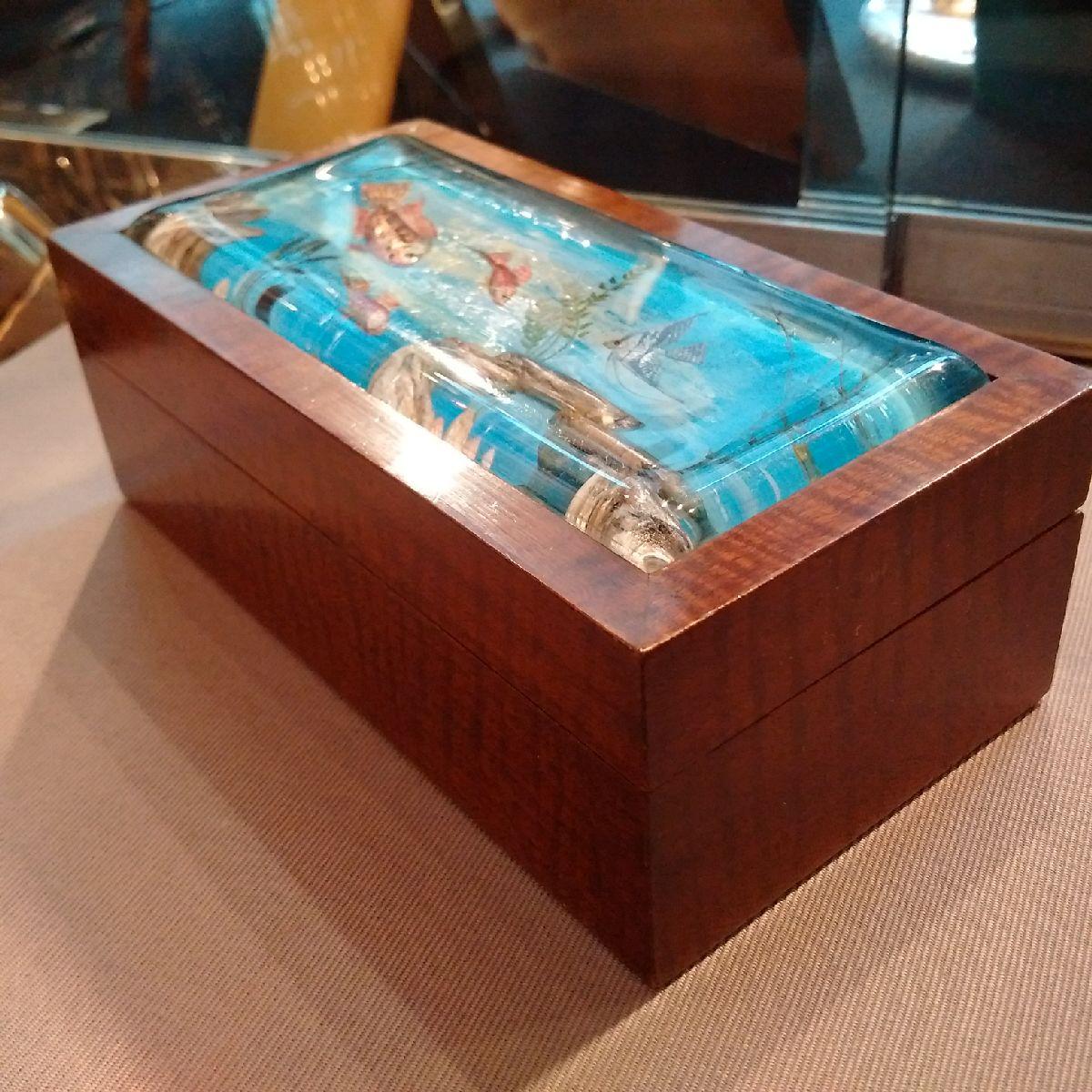 Mid-20th Century Alfred Dunhill Aquarium cigar or cigarette box, 1950s