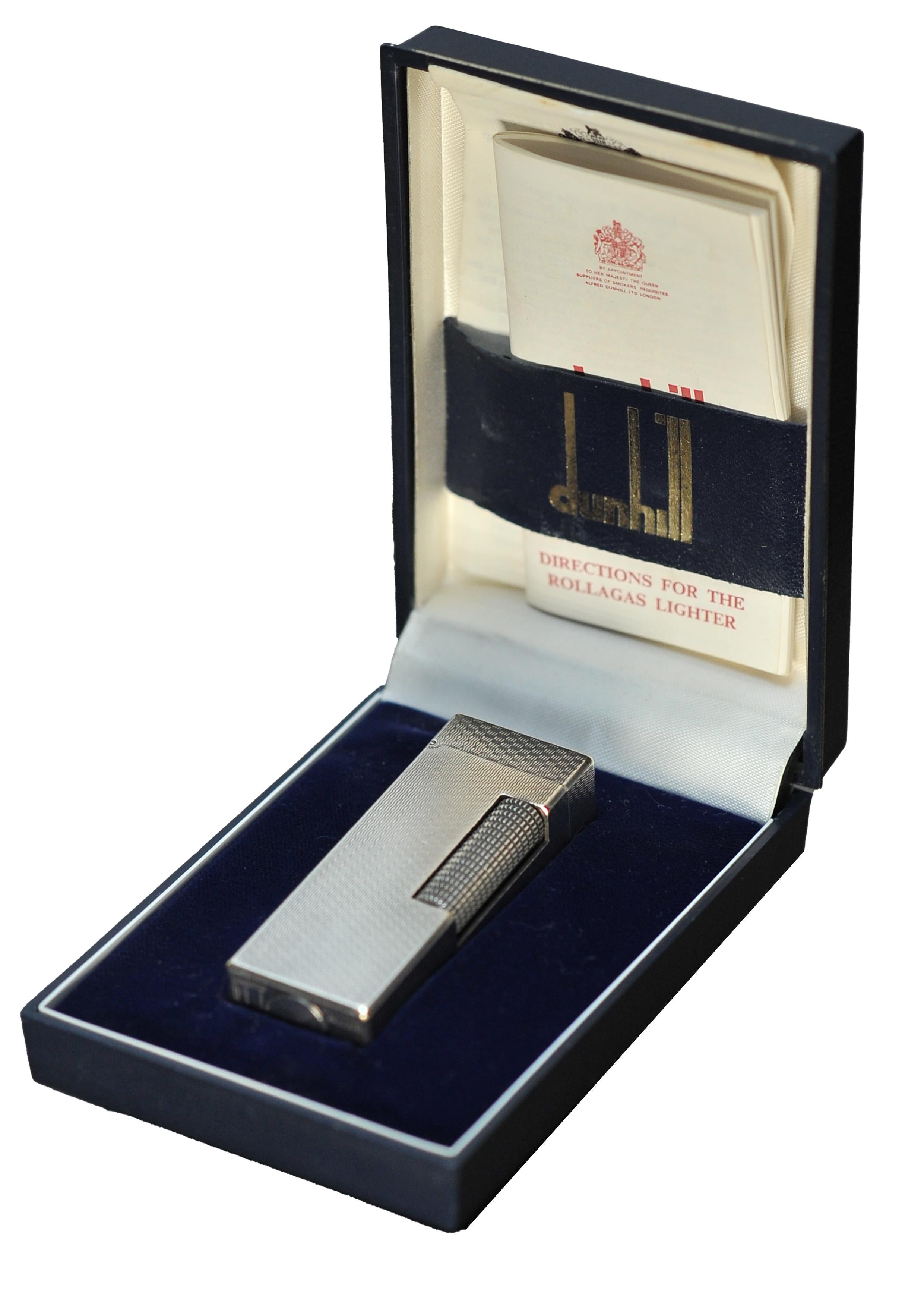 Fin du 20e siècle Alfred Dunhill Briquet Engine Turned Rollagas Cigarette Lighter avec Dunhill Box en vente