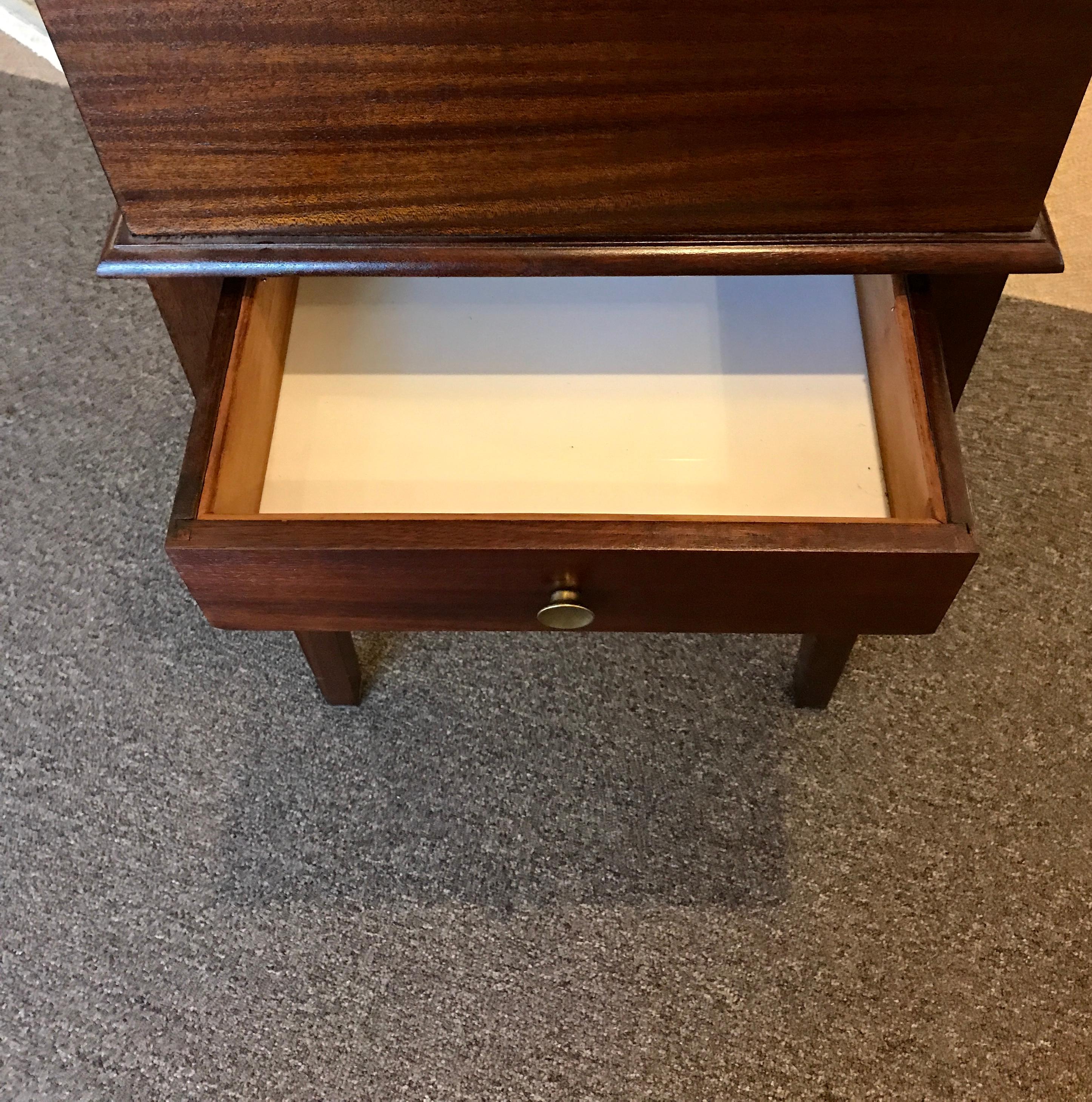 Alfred Dunhill of London Mahogany Bronze-Mounted Standing Humidor In Excellent Condition In Atlanta, GA