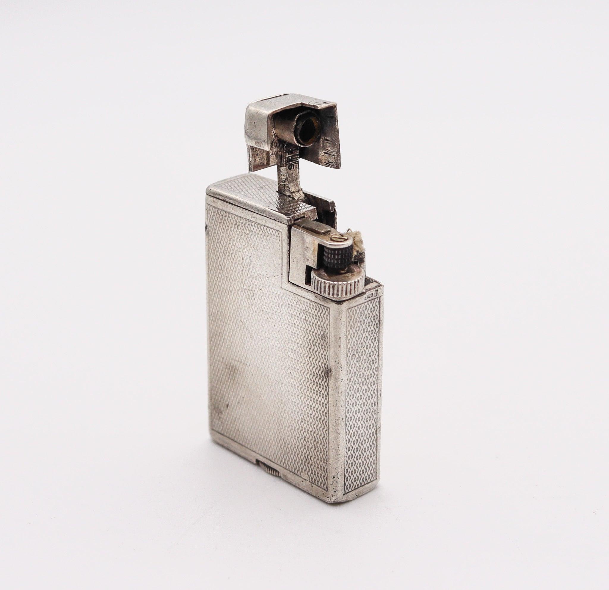 ALFRED DUNHILL Paris 1936 Art Deco Savory Petrol Pocket Lighter In .925 Sterling For Sale 1