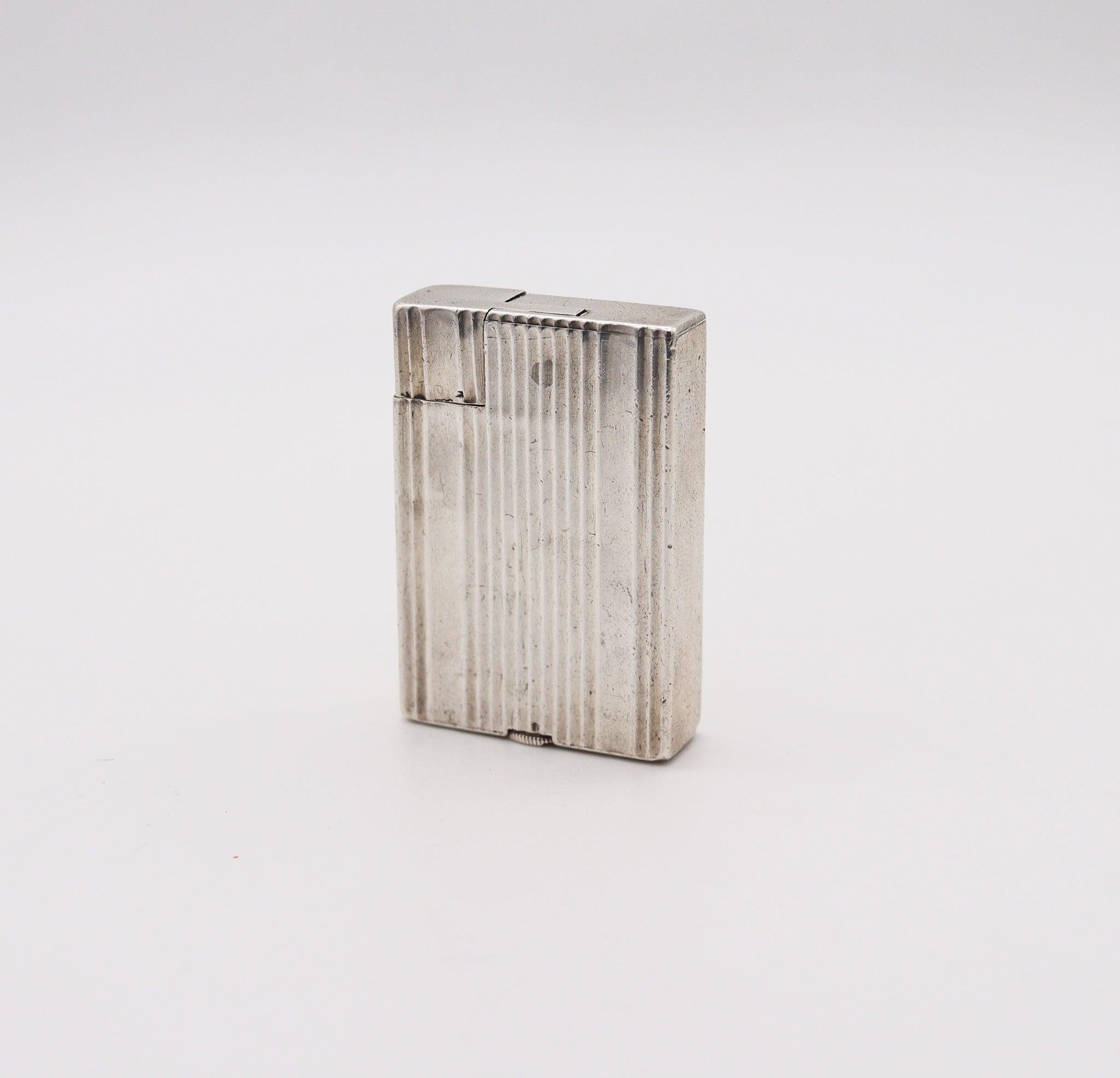 French ALFRED DUNHILL Paris 1936 Art Deco The Handy / Savory Petrol Pocket Lighter For Sale