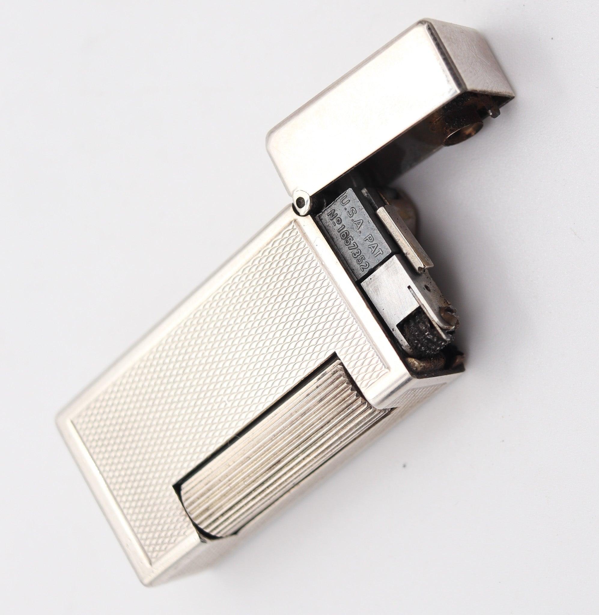 Silver ALFRED DUNHILL Paris 1960 Short Automatique Rollalite Petrol Pocket Lighter For Sale