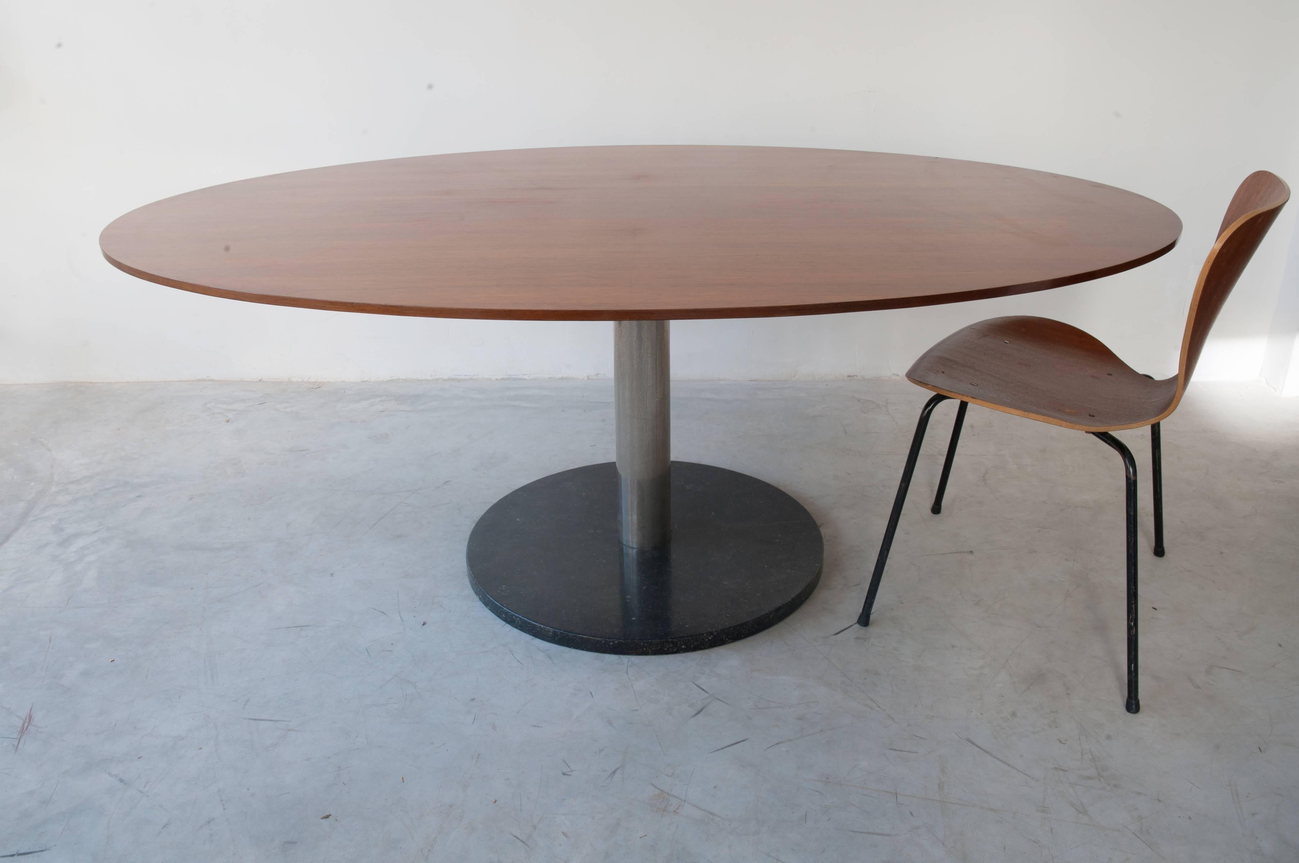 Mid-Century Modern Alfred Hendrickx Oval Shaped Walnut Dining Table, Belgium Design, 1962