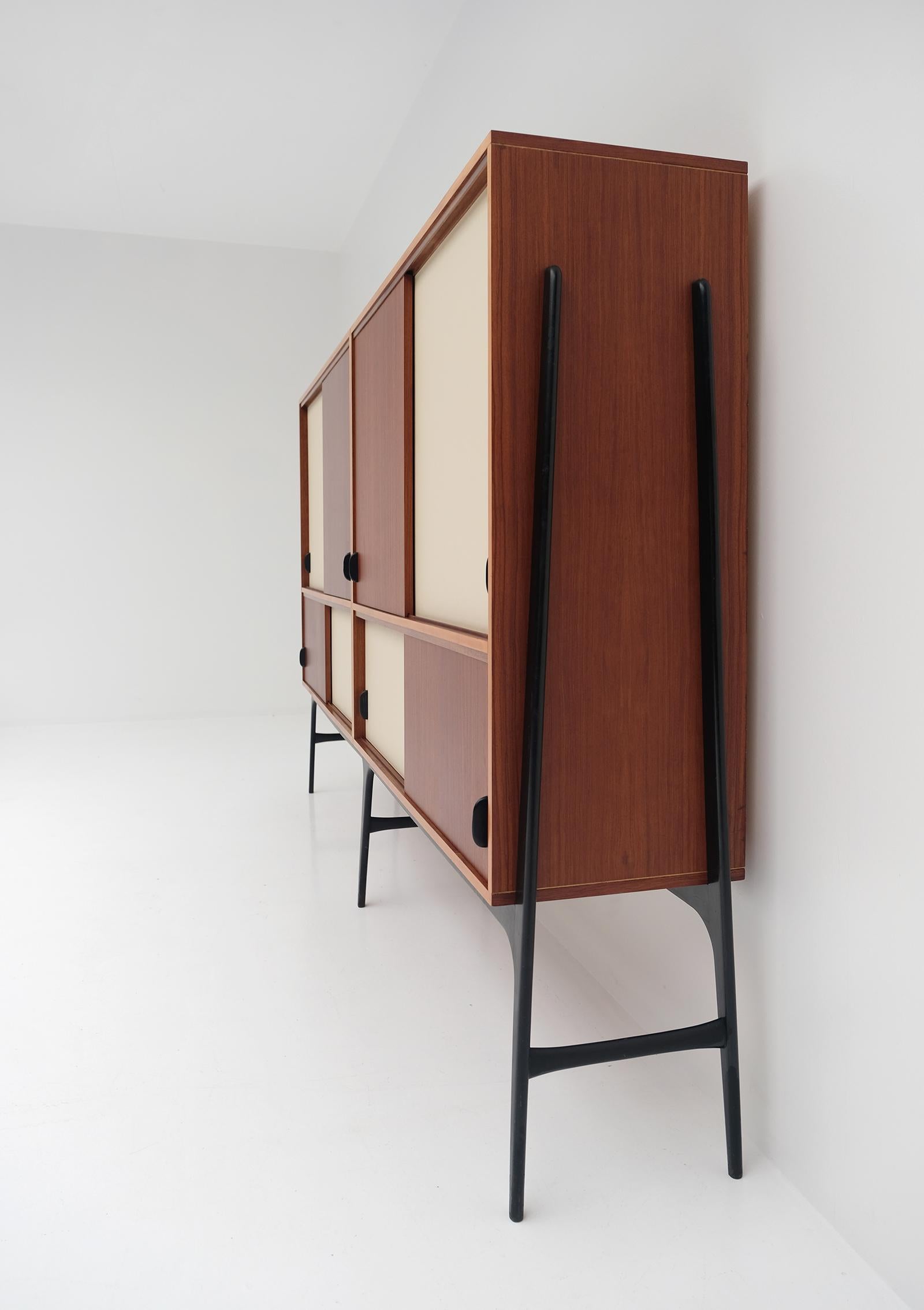 Alfred Hendrickx Exclusive Large Sideboard with Black Lacquered Base, 1950s In Good Condition In Antwerpen, Antwerp