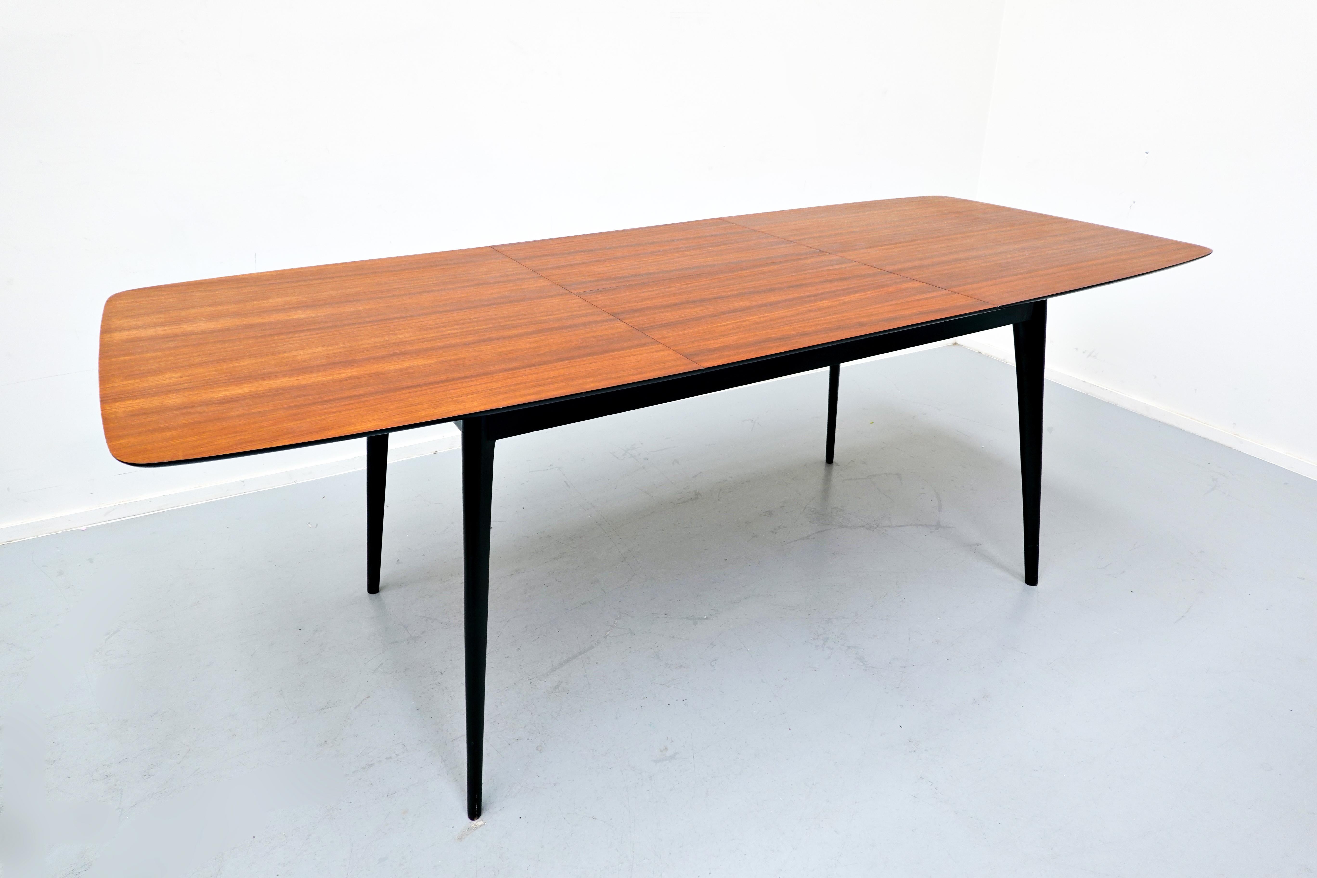 Late 20th Century Alfred Hendrickx Extendable Dining Table, Belgium, 1970s