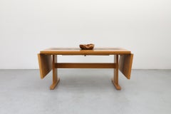 Mesa de comedor danesa de roble de mediados de siglo inspirada en Alfred Hendrickx con azulejos insertados