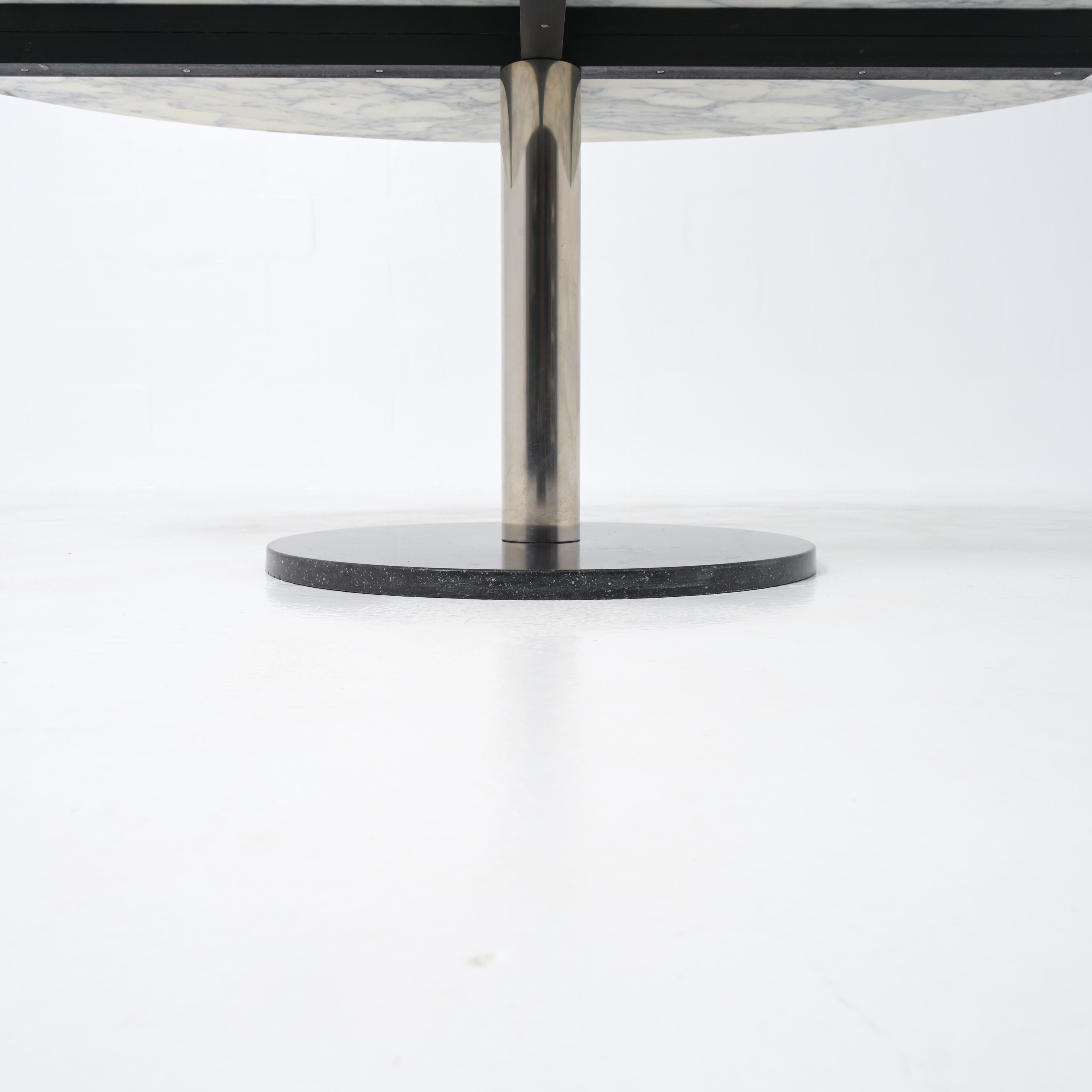 Alfred Hendrickx Oval Dining Table Marble top en vente 2