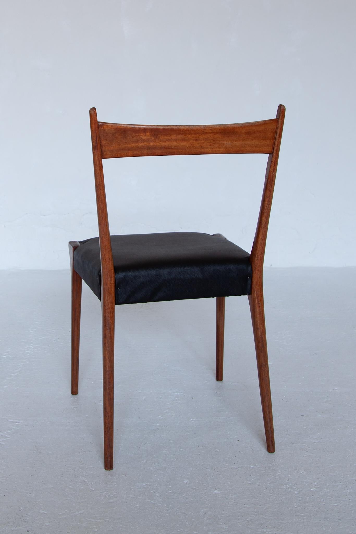 Imitation cuir Ensemble de huit chaises de salle à manger Alfred Hendrickx modèle S2, 1958, Belgique pour Belform en vente