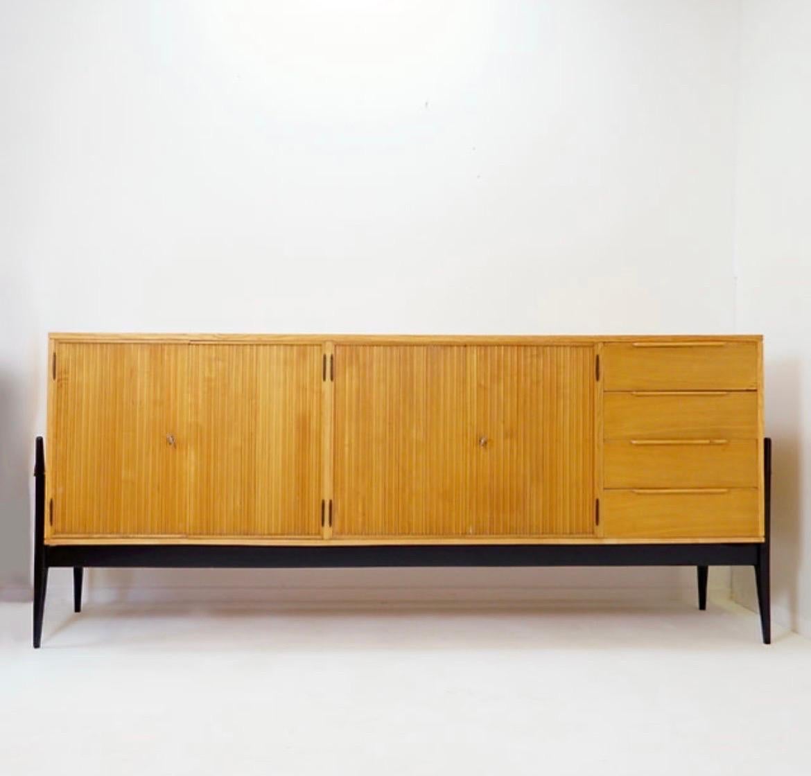 Alfred Hendrickx Sideboard with four doors and four drawers (c.1956)

Wear consistent with age and use

Belgium Furniture - For Bellform