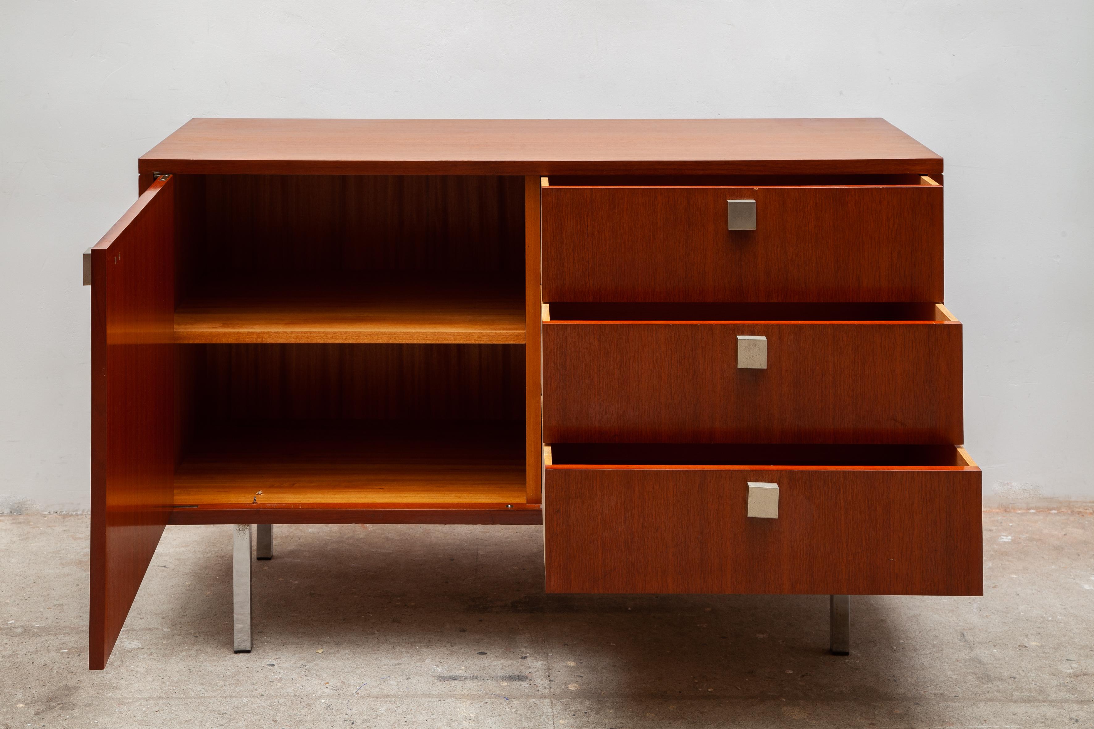 Small Minimalist sideboard by Hendrickx, Belform 1962 Belgium. One cabinet with adjustable shelve and three dovetail drawers. Brushed metal drawer pulls and chrome legs. Original very good condition. Dimensions: Width 120 cm.