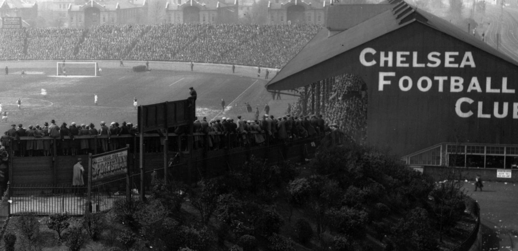 Chelsea FC Stamford Bridge (1920) - Giant Oversize Silver Gelatin Fibre Print - Photograph by Alfred Hind Robinson