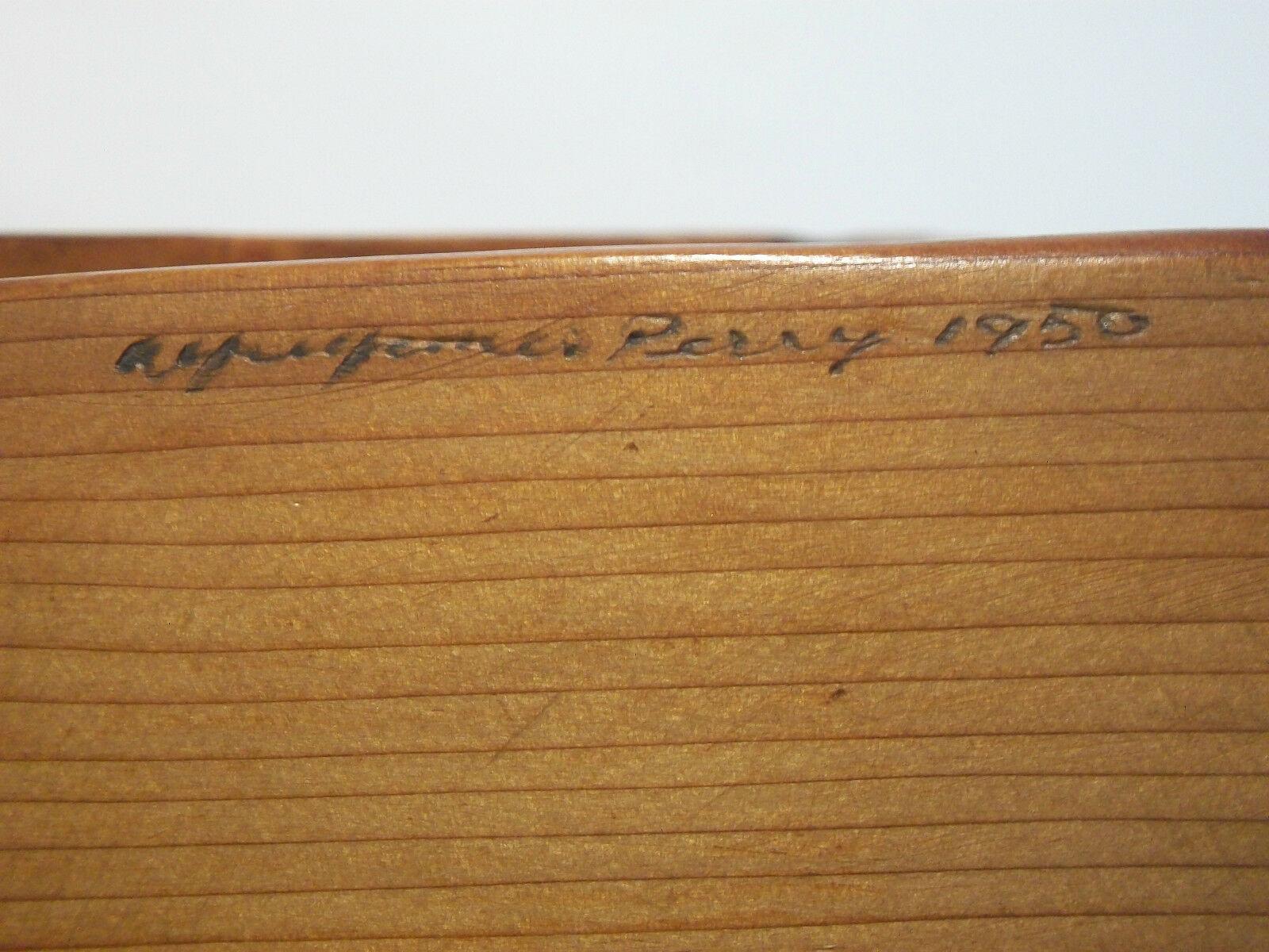 Alfred James Perry, Schildkröten-Buchstützen aus der Mitte des Jahrhunderts, signiert und datiert, um 1950 im Angebot 5