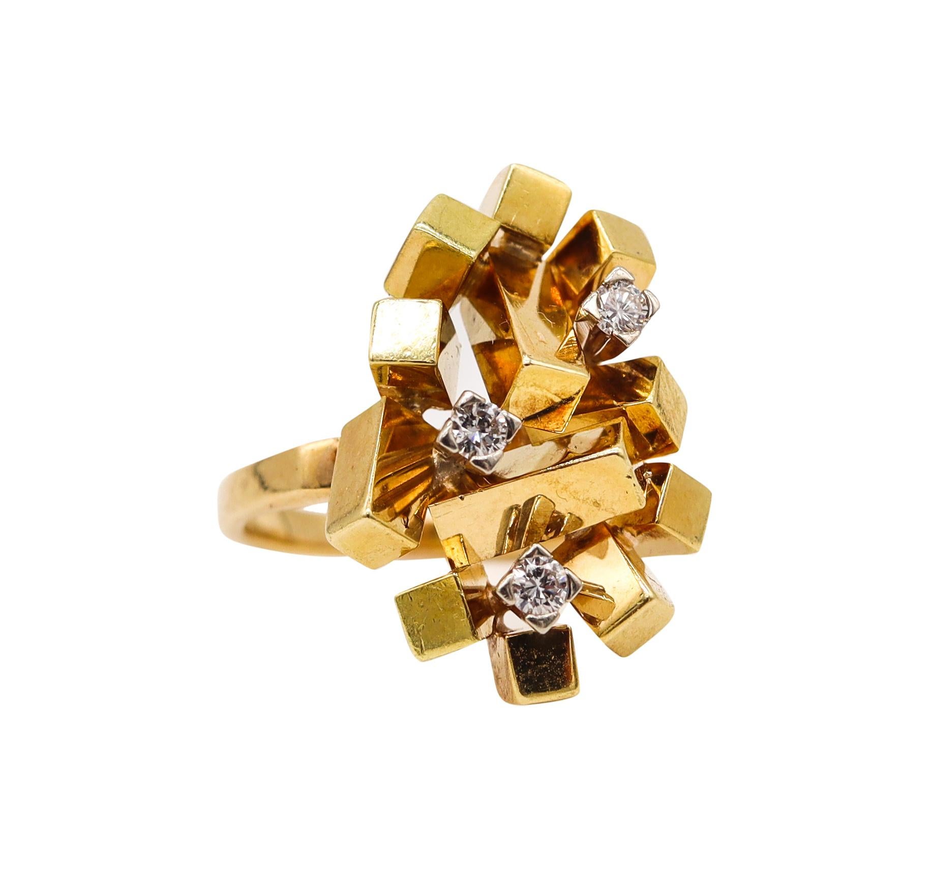 Alfred Karram 1970 Brutalist Geometric Cubic Ring in 18 Kt Gold with Diamonds 2