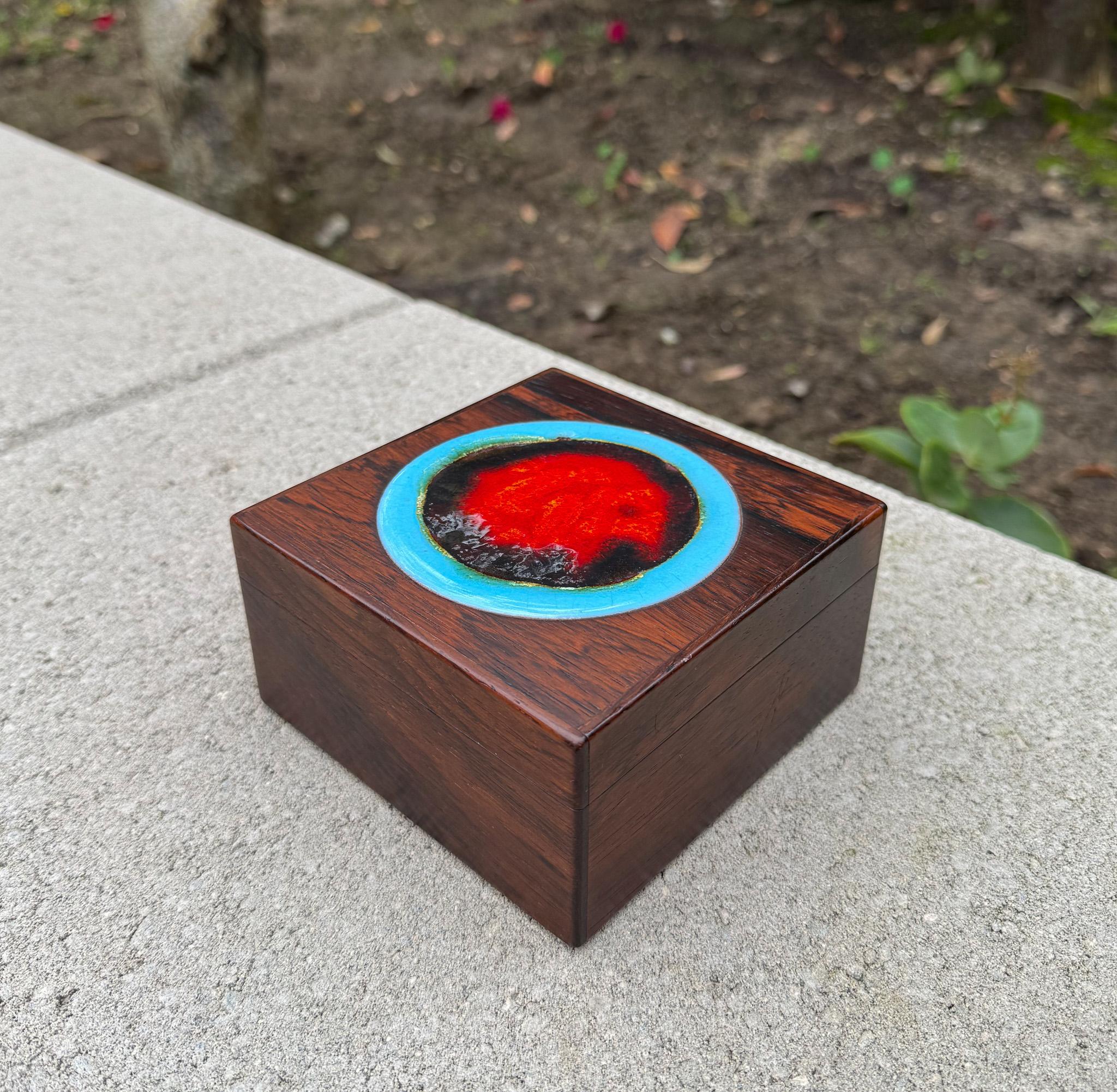 Alfred Klitgaard Wood & Enamel Box for Bodil Eje, Denmark, c.1965 For Sale 10