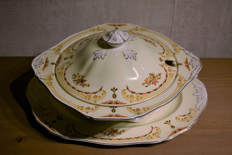 Alfred Meakin Serving Bowl and Plate, circa 1930s For Sale at 1stDibs