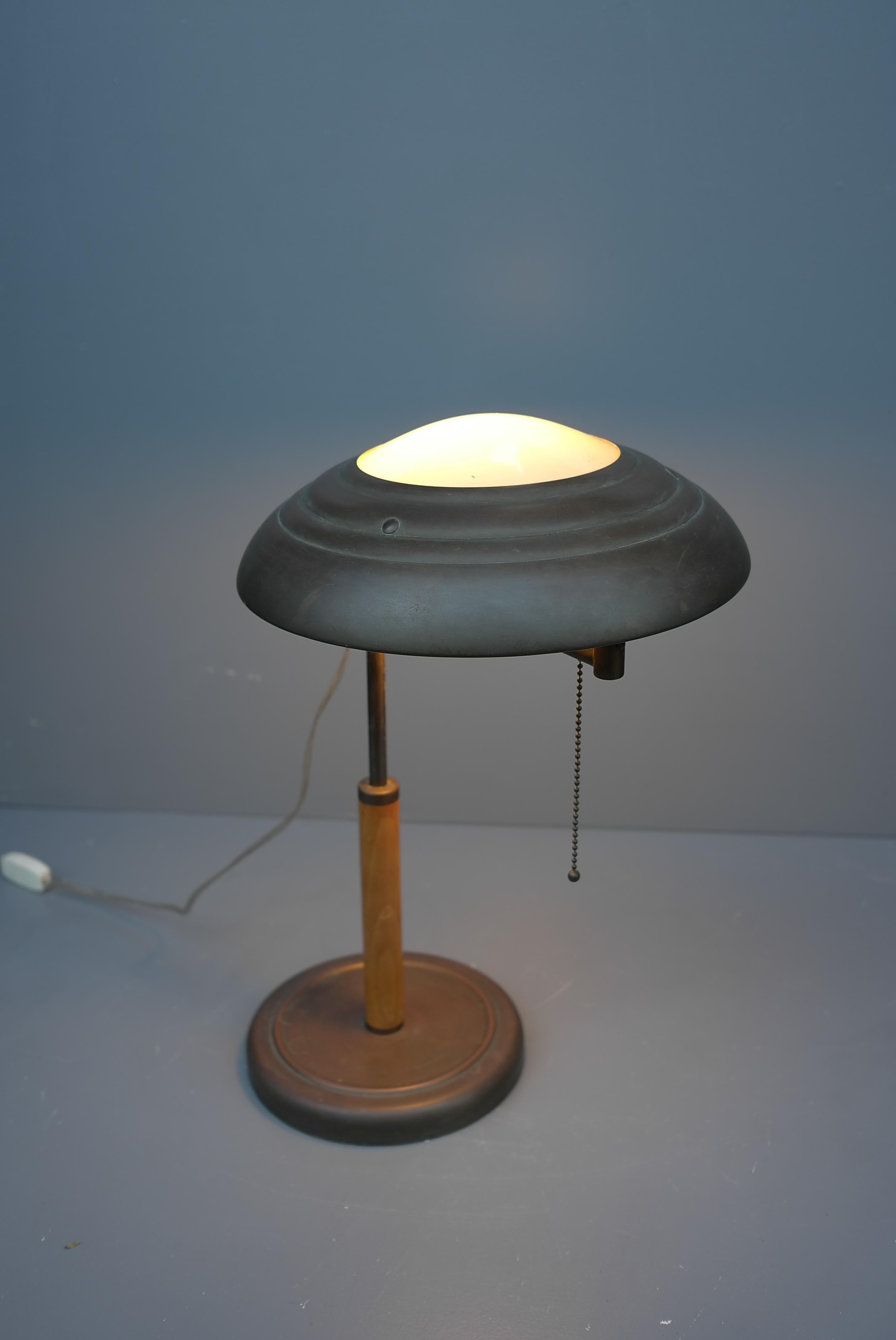 Mid-Century Modern Alfred Müller Art Deco Copper Desk Lamp, Belmag Model Quick 1500, Zurich 1935 For Sale