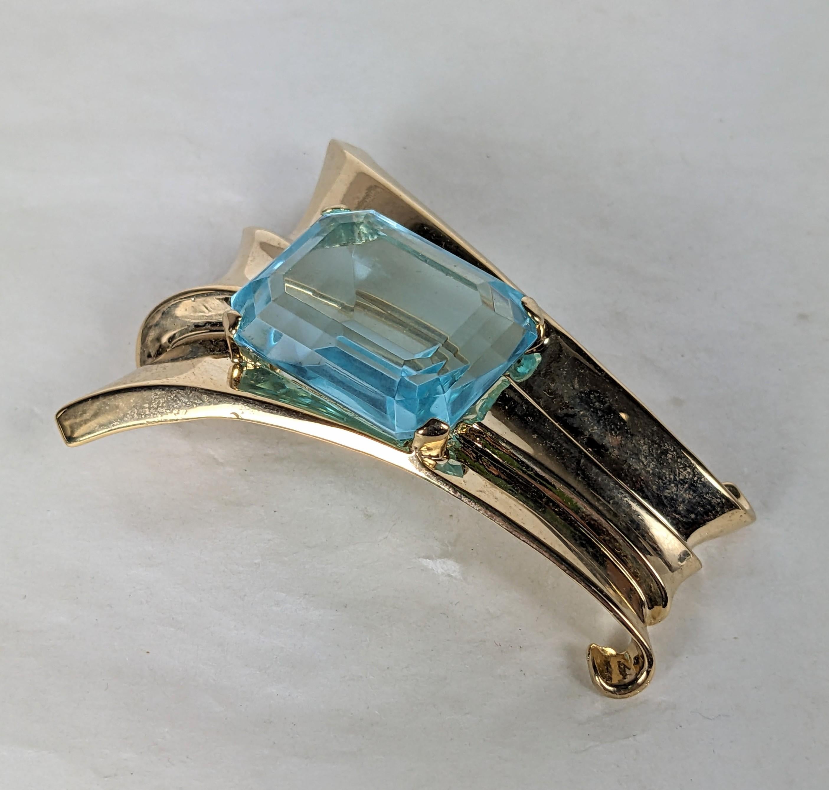 Alfred Philippe for Trifari  Aquamarine Retro Clip Brooch In Excellent Condition For Sale In New York, NY