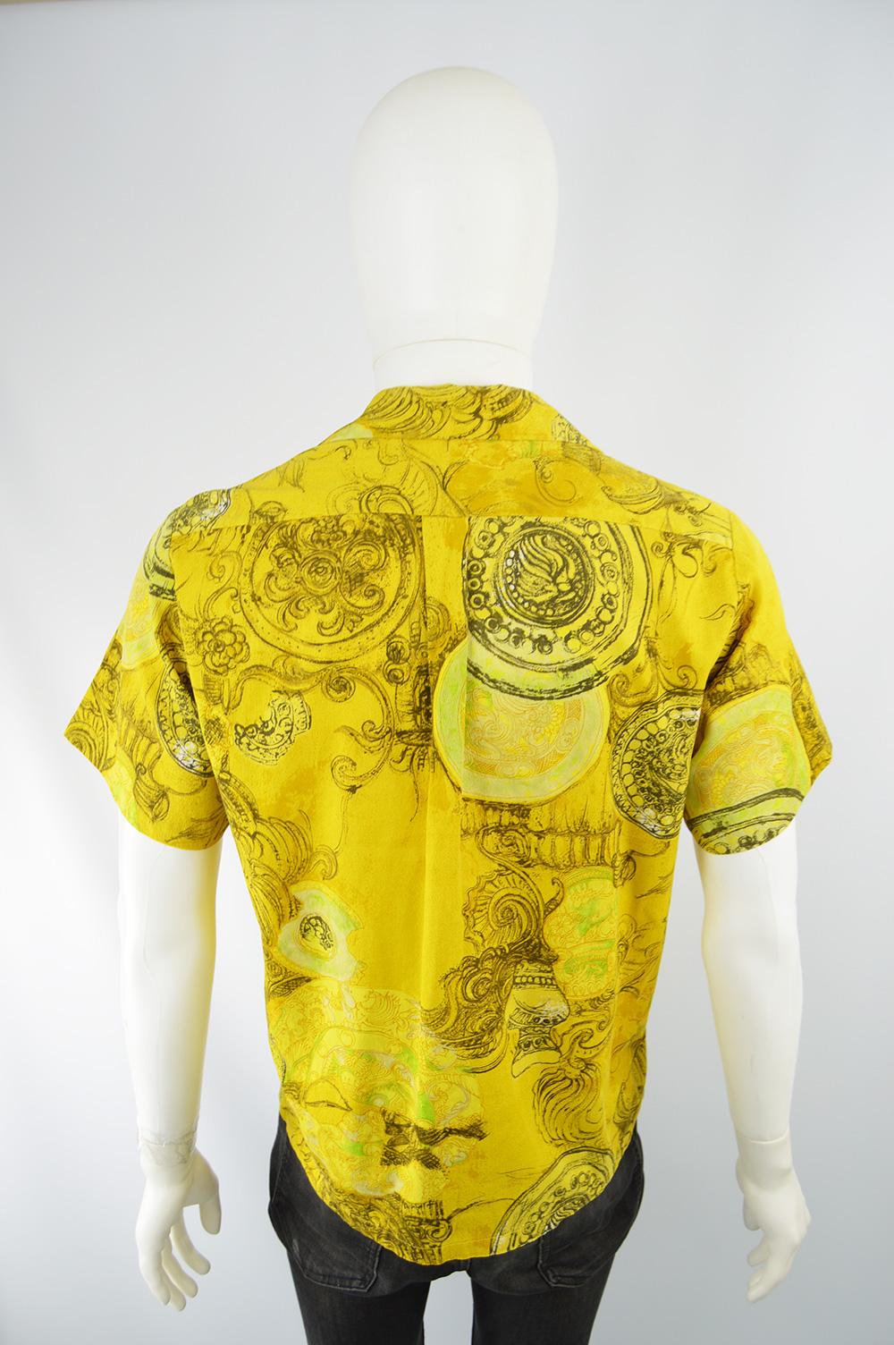 Alfred Shaheen Rare Men's 1960s Vintage Yellow Cotton Hawaiian Shirt For Sale 5