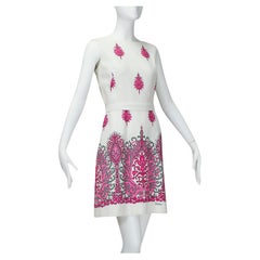 Alfred Shaheen Texturierter Ausschnitt Weiß und Rosa Gemaltes Minikleid - M, 1960er