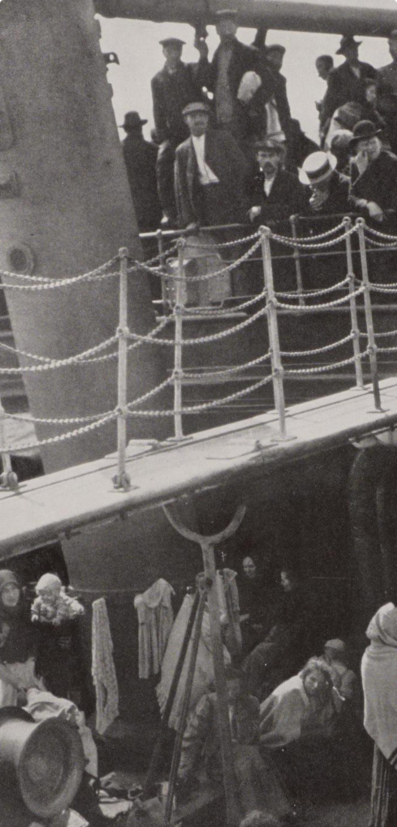 Alfred Stieglitz, The Steerage, 1947 (d'après) en vente 3