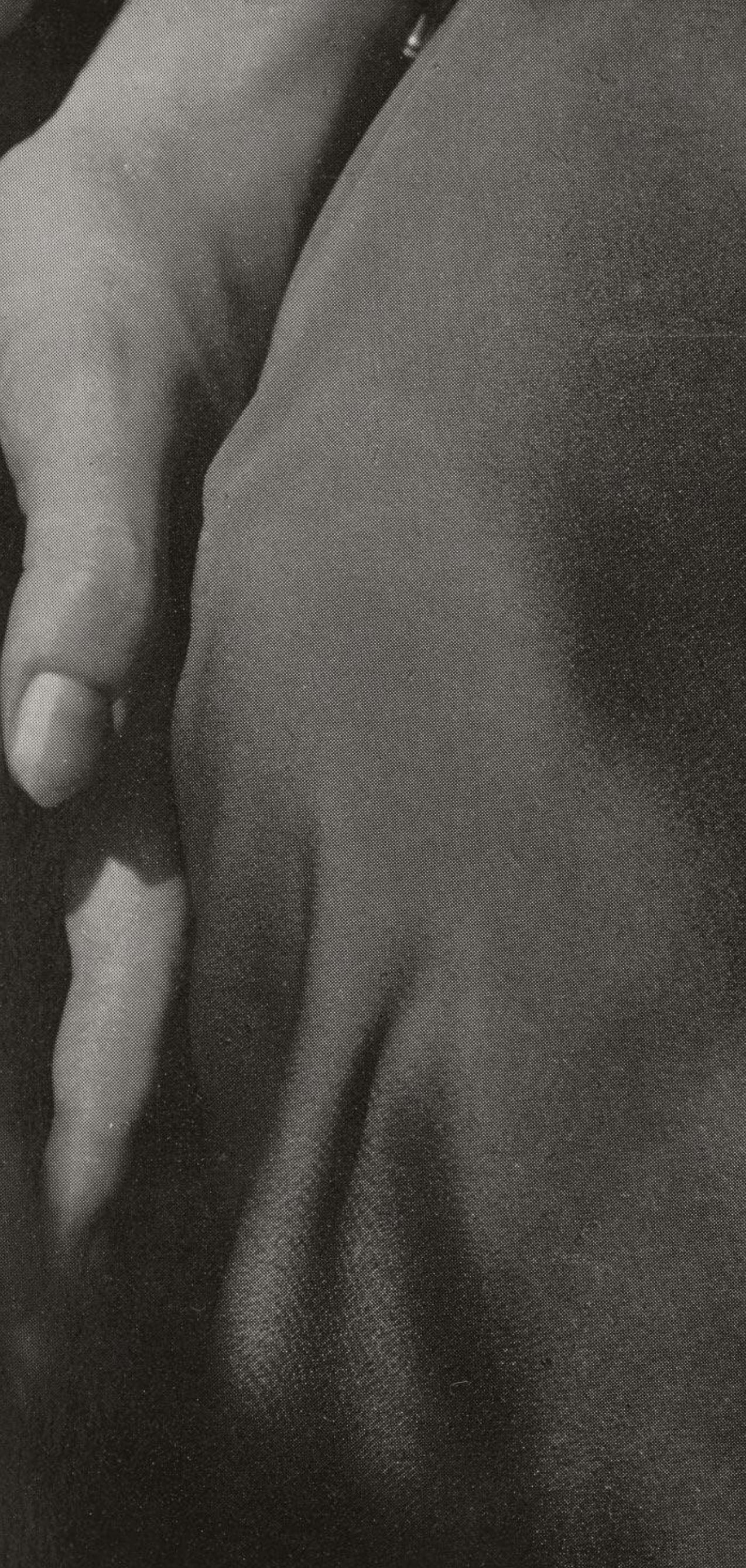 Alfred Stieglitz, Hands, Dorothy Norman, 1947 (after) For Sale 2